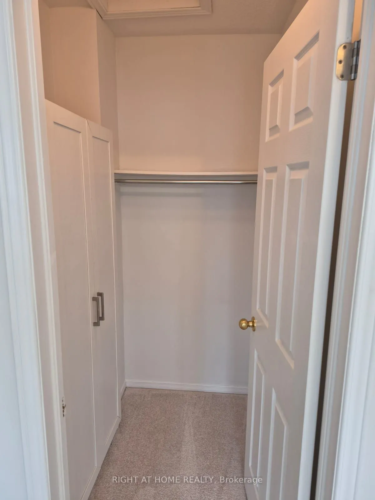 3 PEARTREE Court