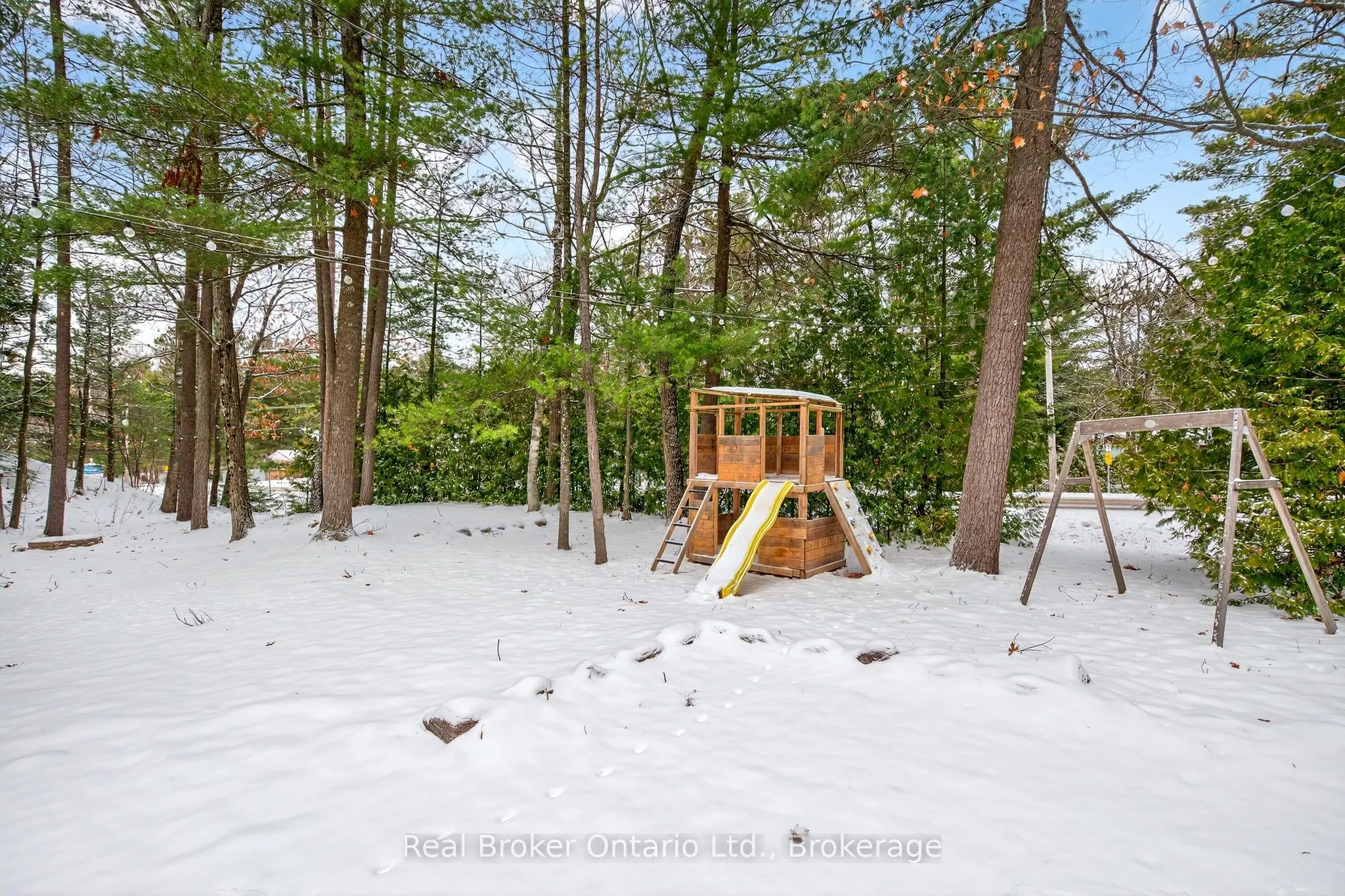 1326 Tiny Beaches Road N