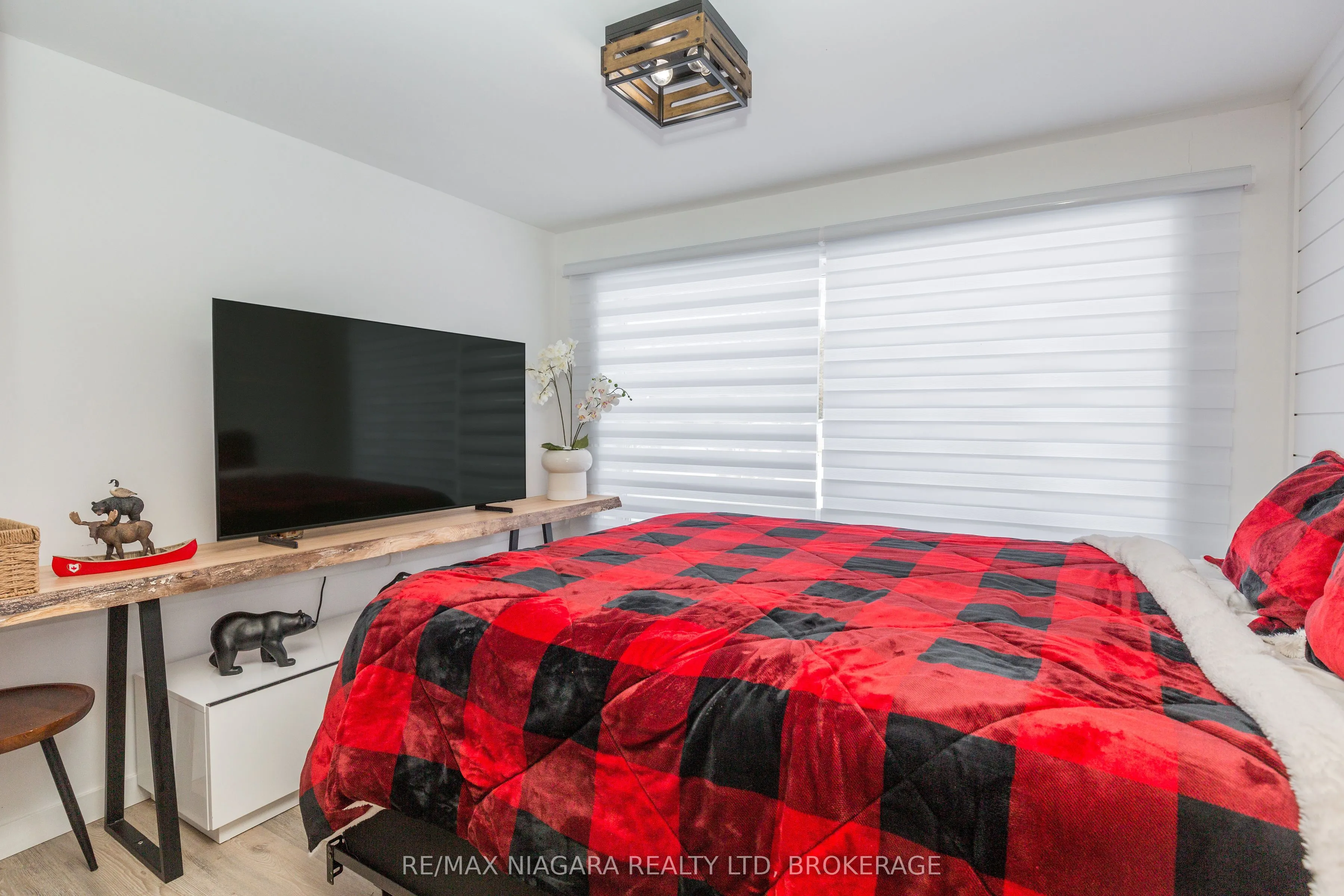 18 Sallows Drive