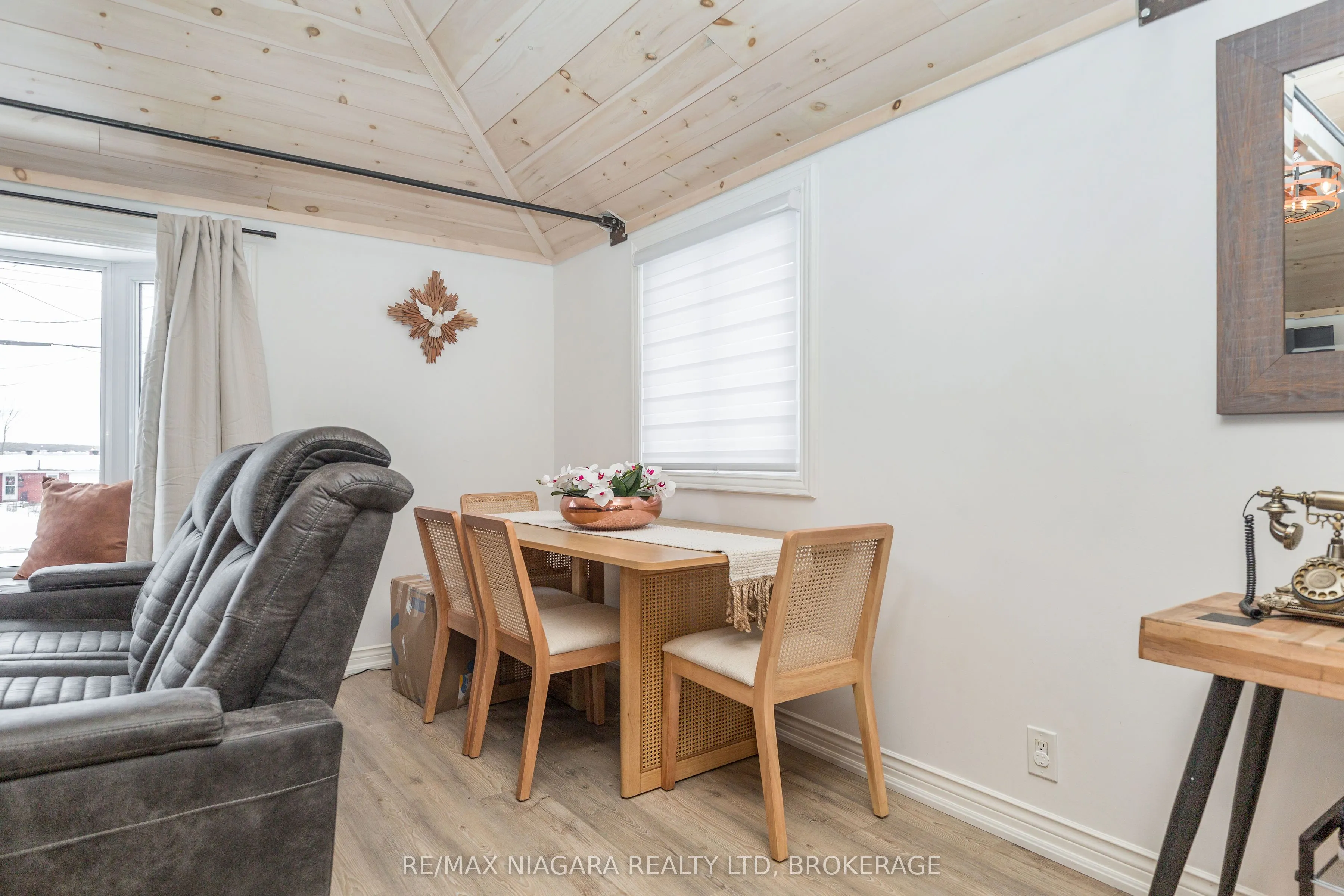 18 Sallows Drive