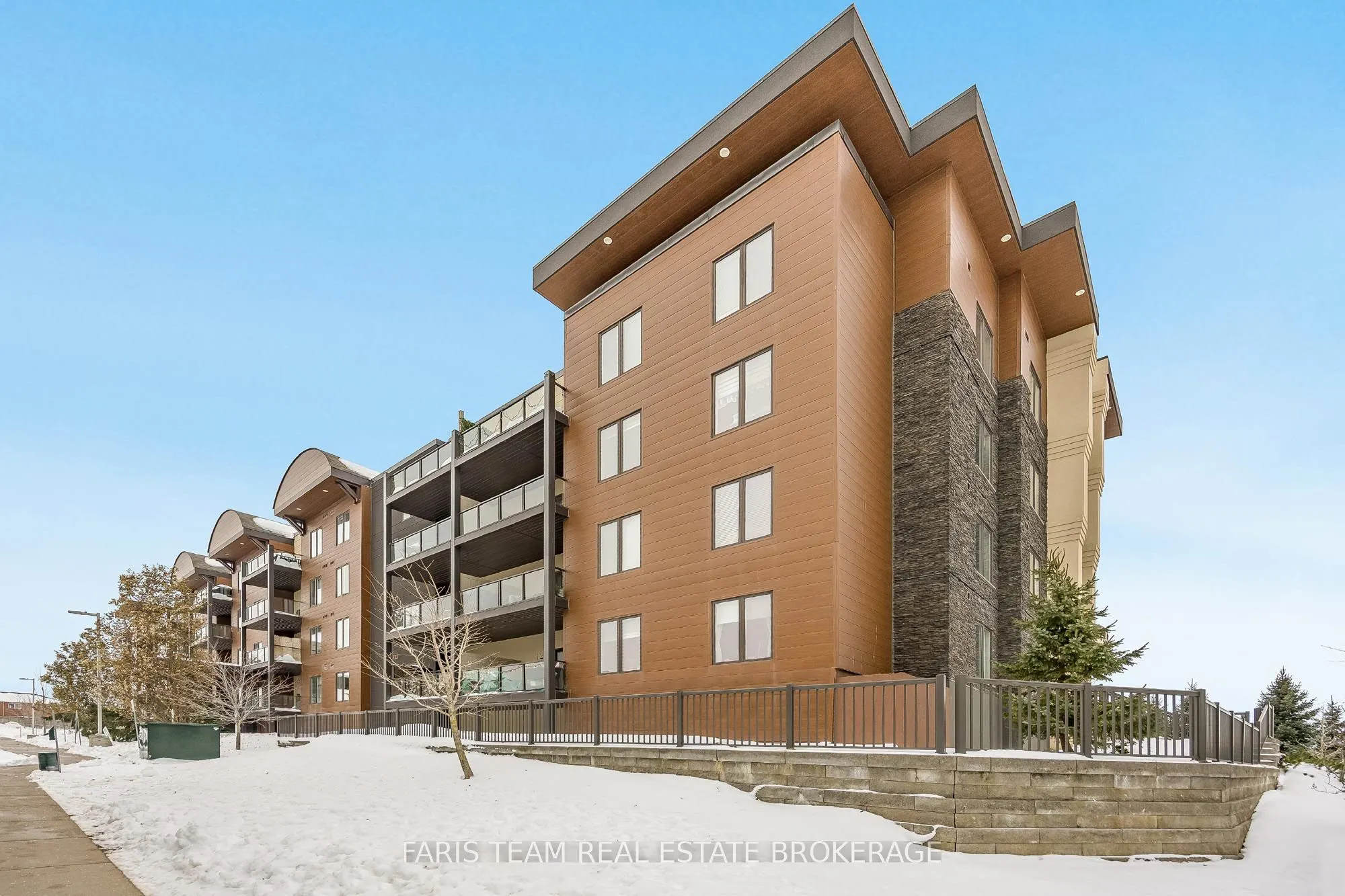 100 Dean Avenue #207