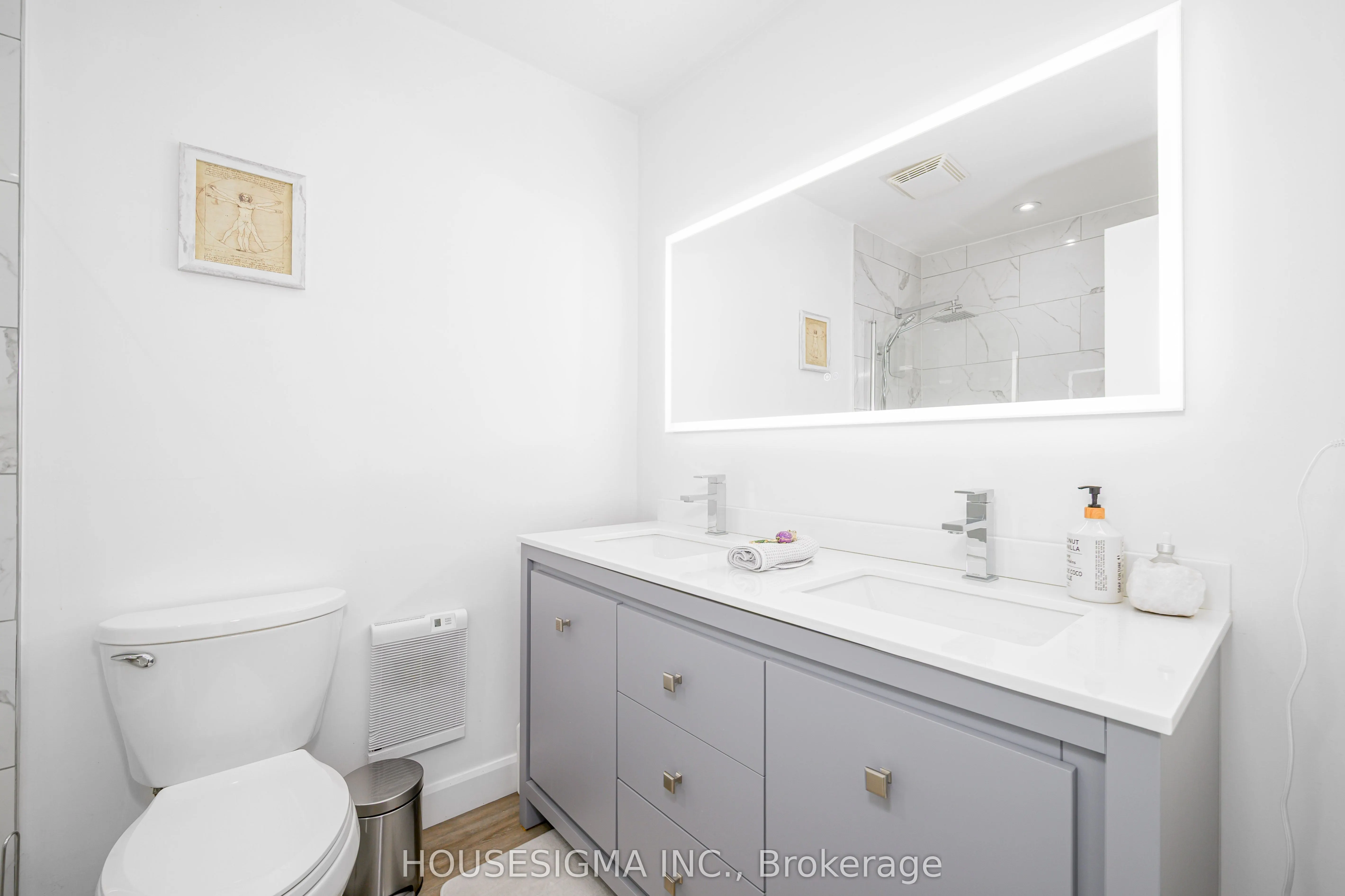 4 Paradise Boulevard #19