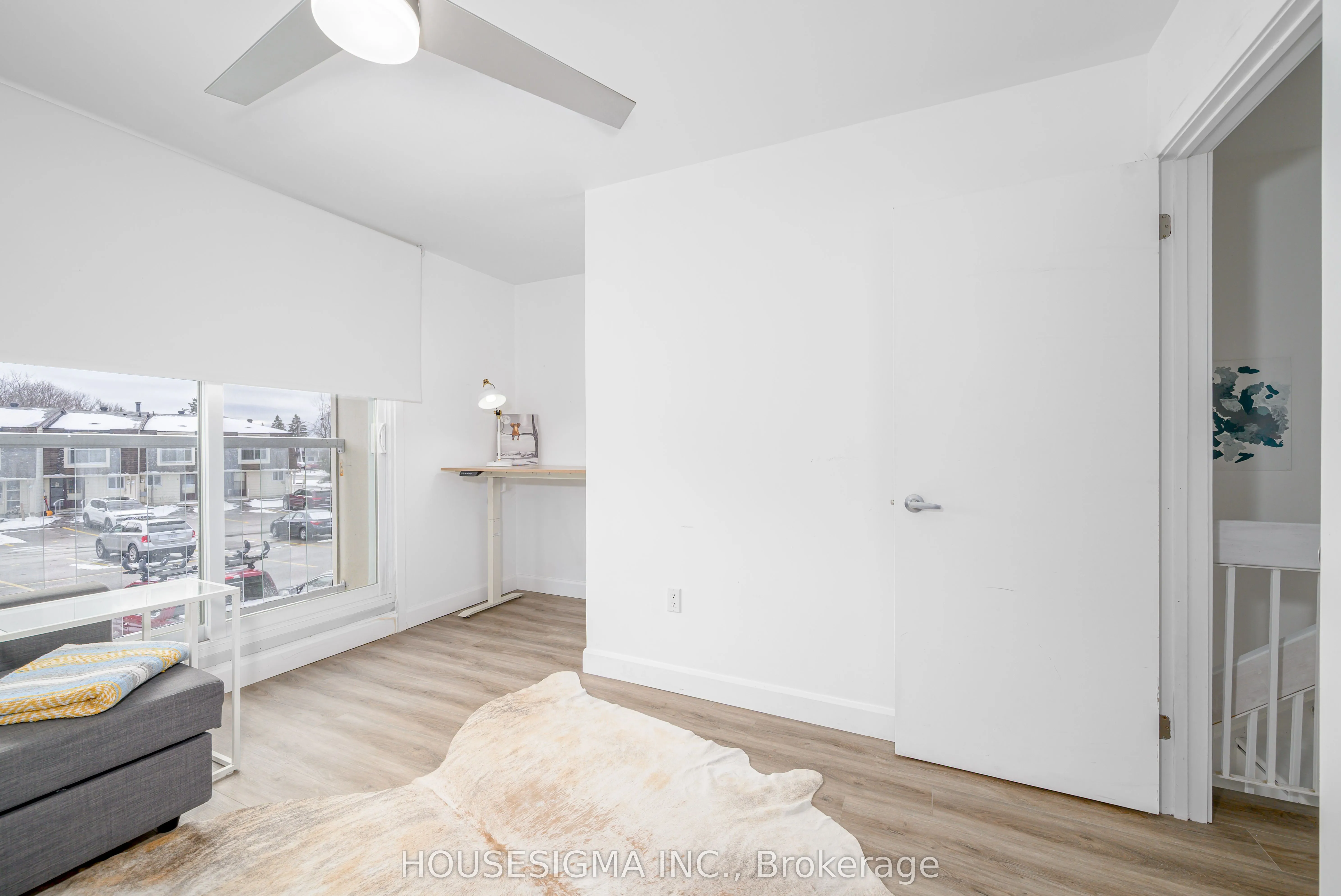 4 Paradise Boulevard #19