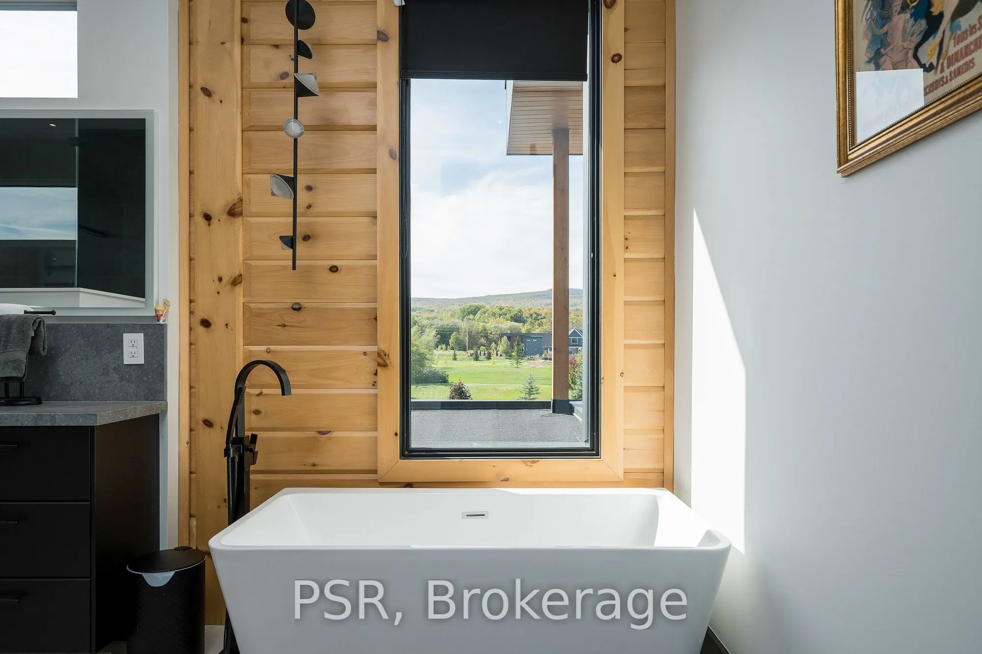 4 Raintree Court