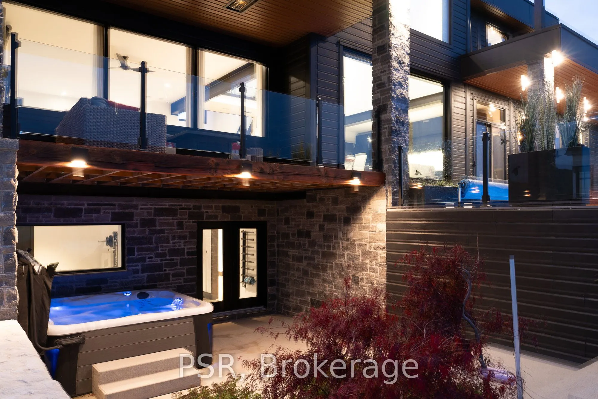 4 Raintree Court