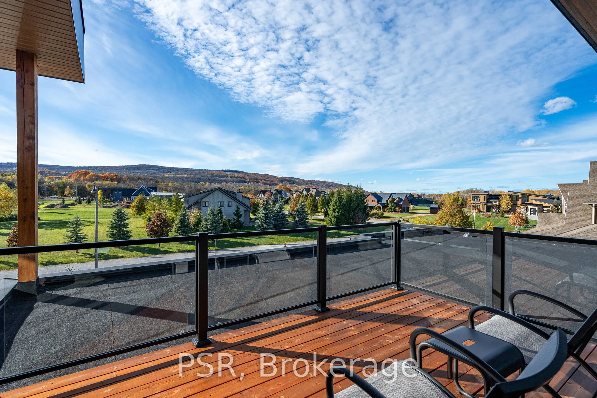 4 Raintree Court