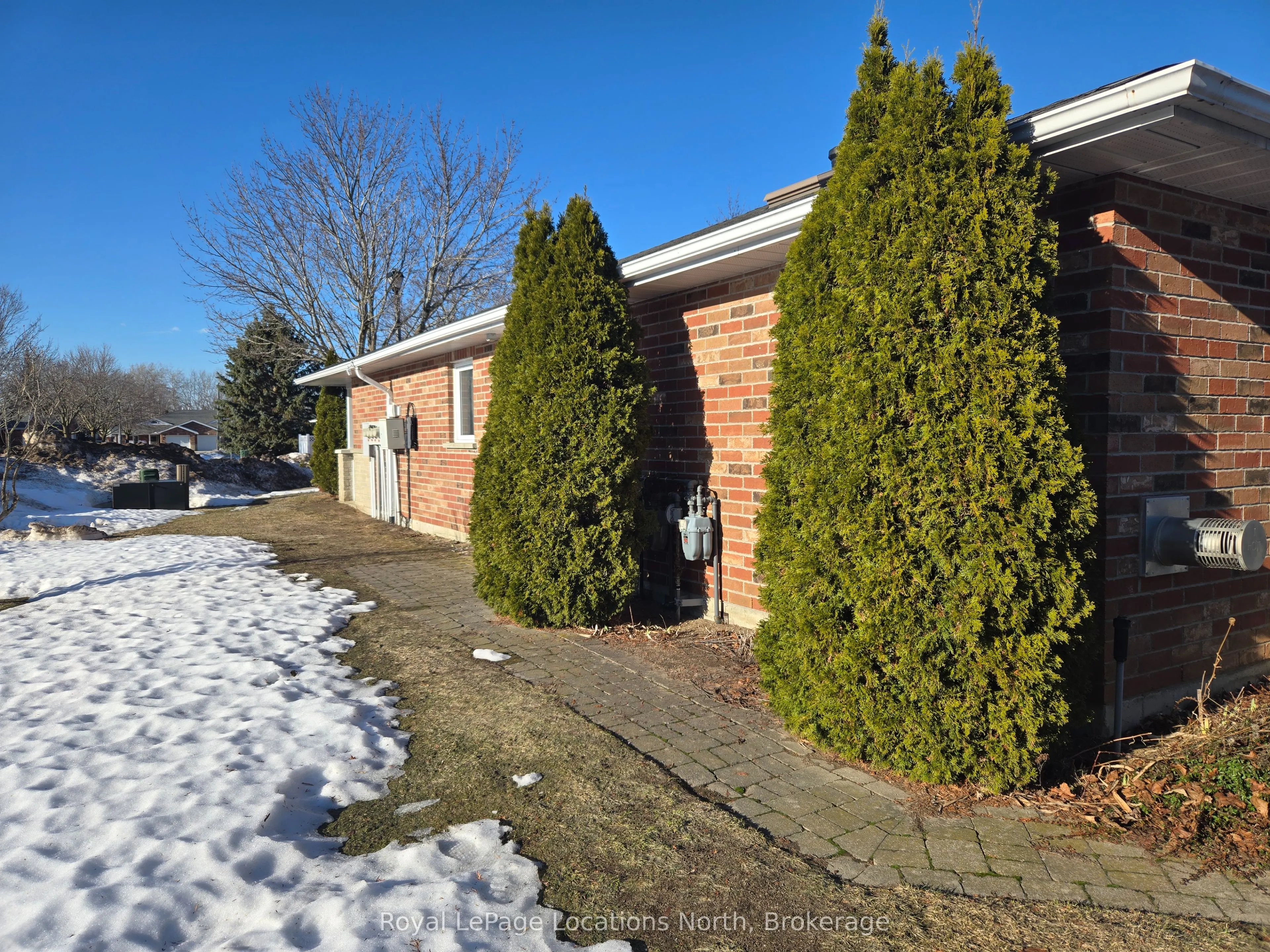 275 Huron Street #23