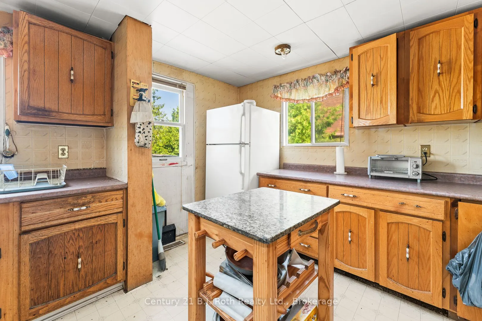 3338 Cox Drive
