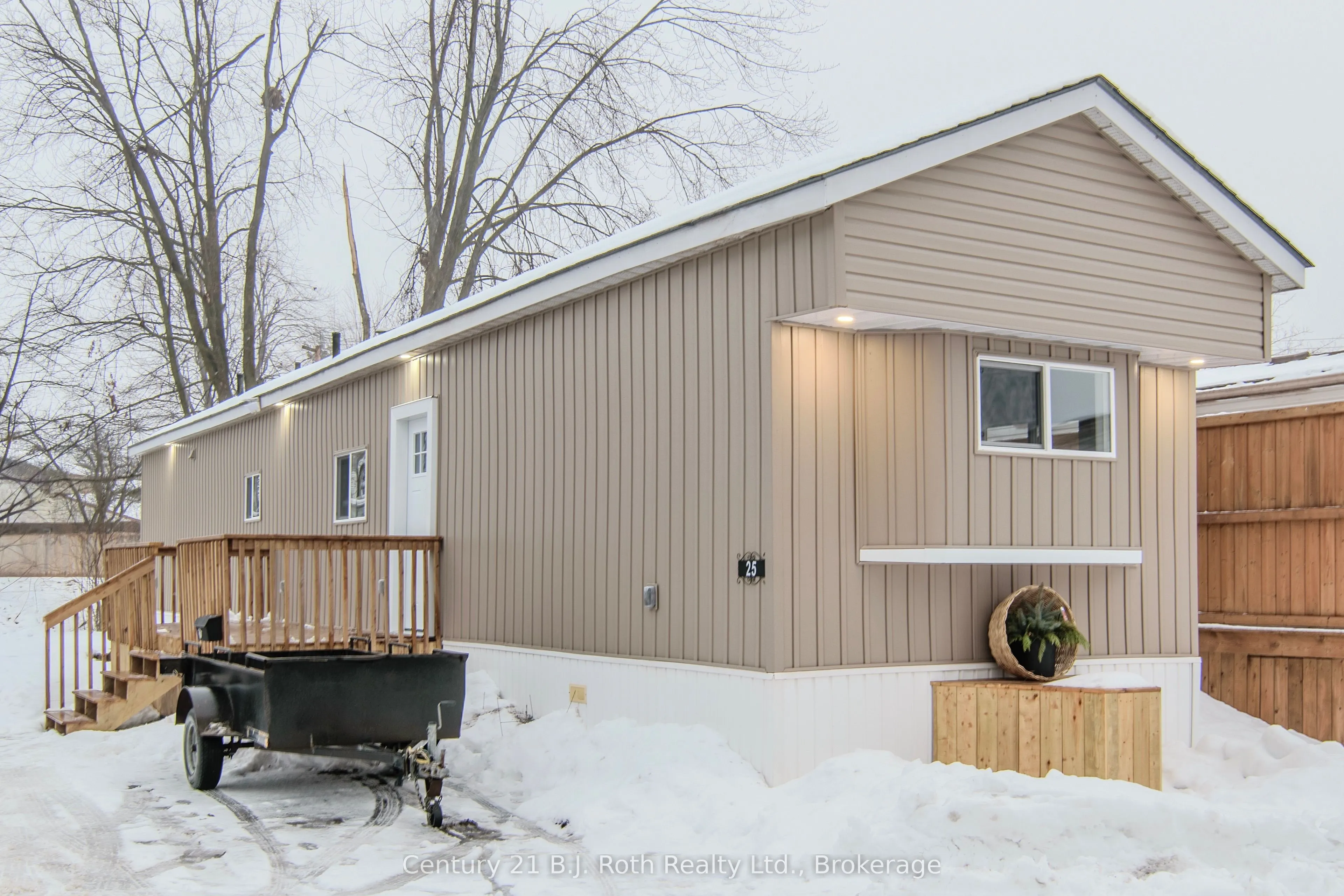 580 West Street S #25