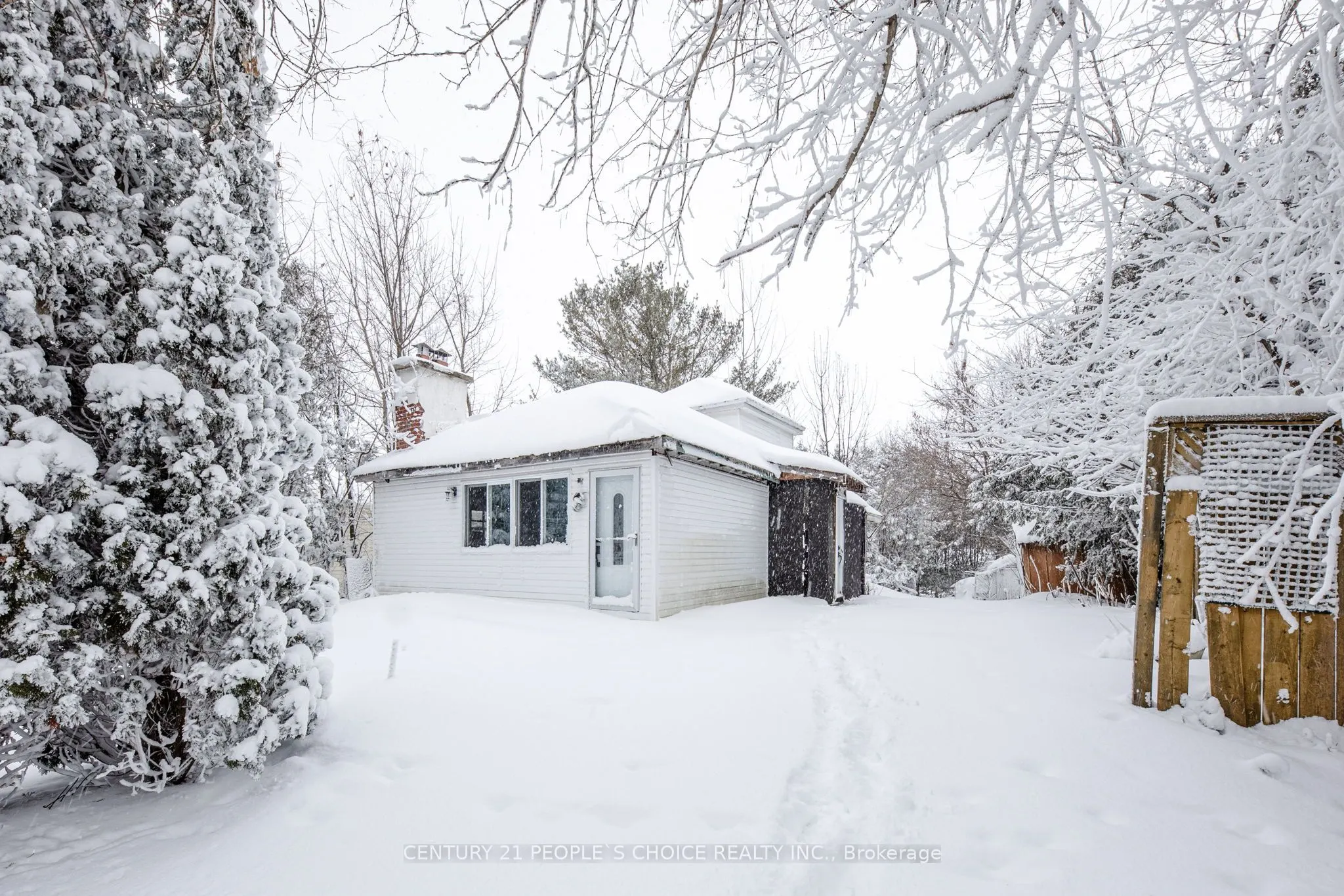 250 Kingfisher Avenue