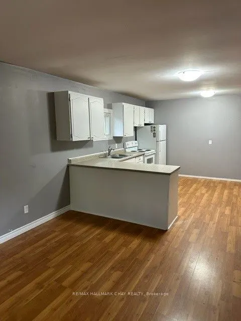 58 Penetang Street #1-4