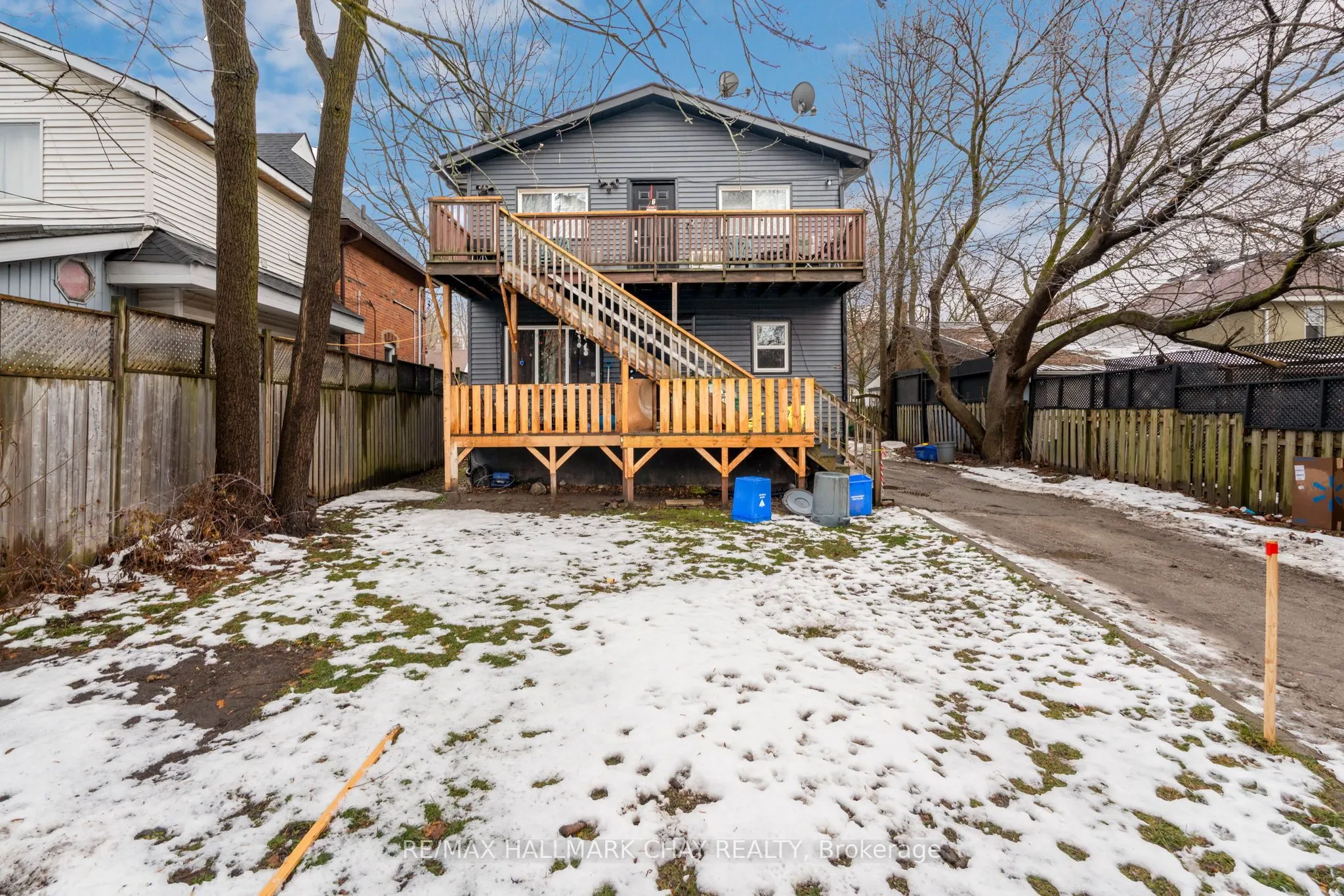58 Penetang Street #1-4