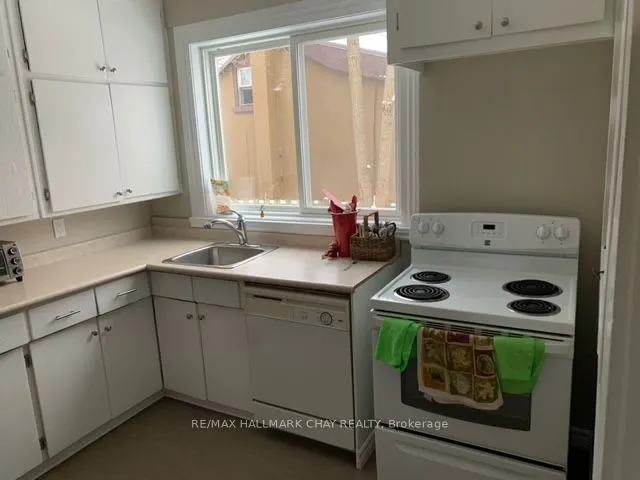 58 Penetang Street #1-4