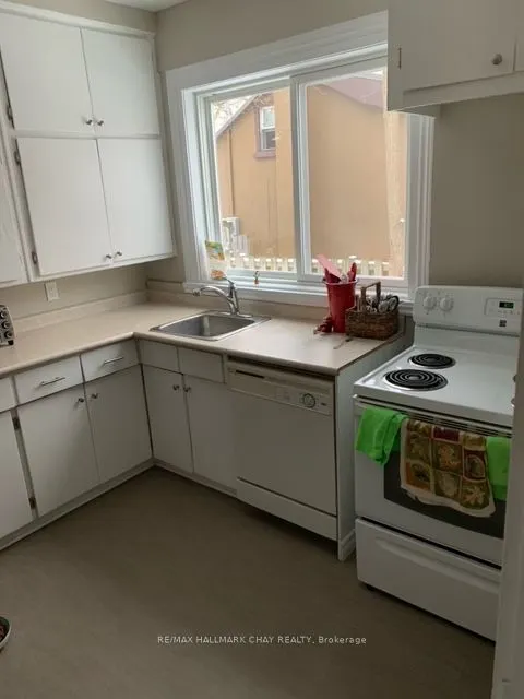 58 Penetang Street #1-4