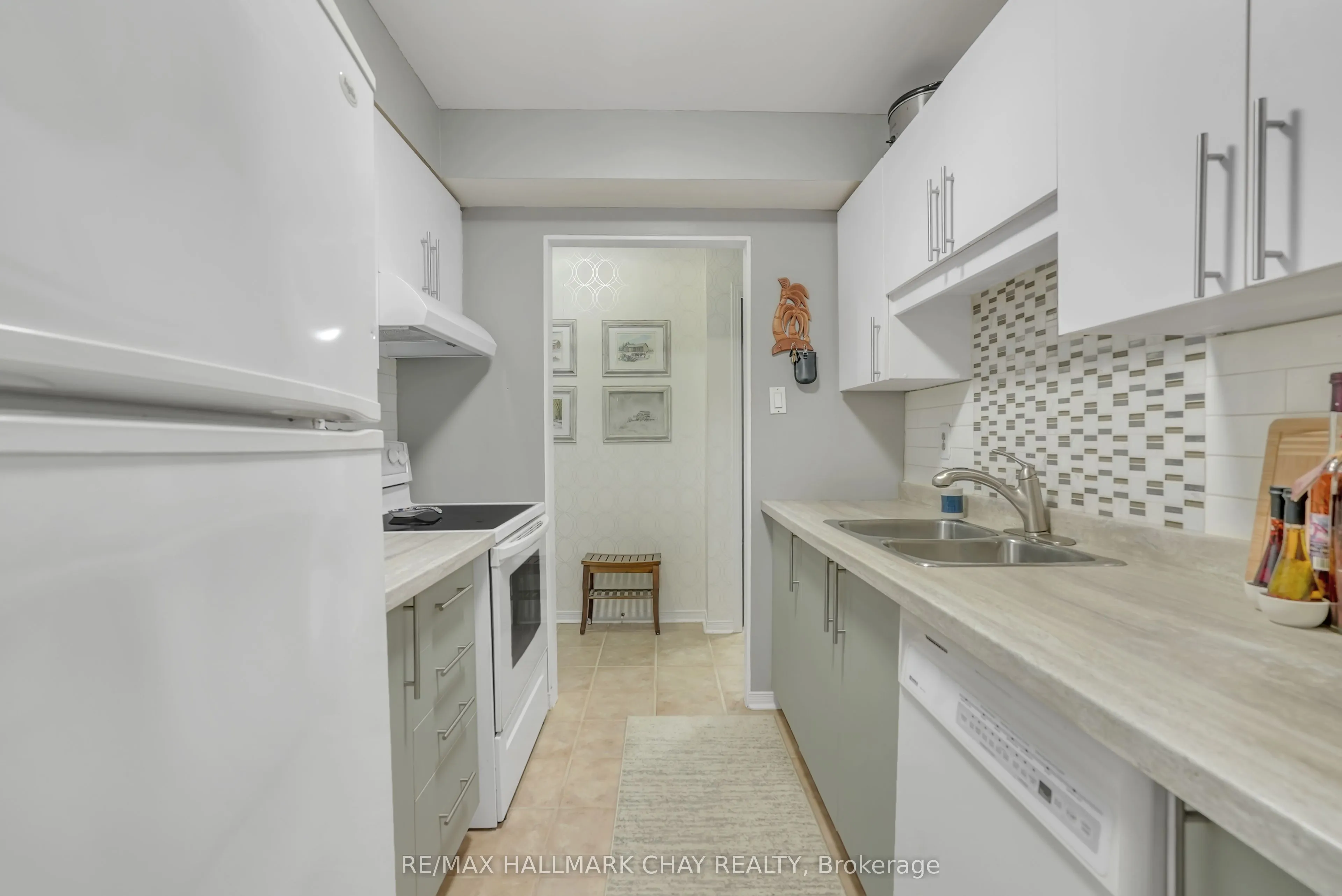 1 Quail Crescent #106