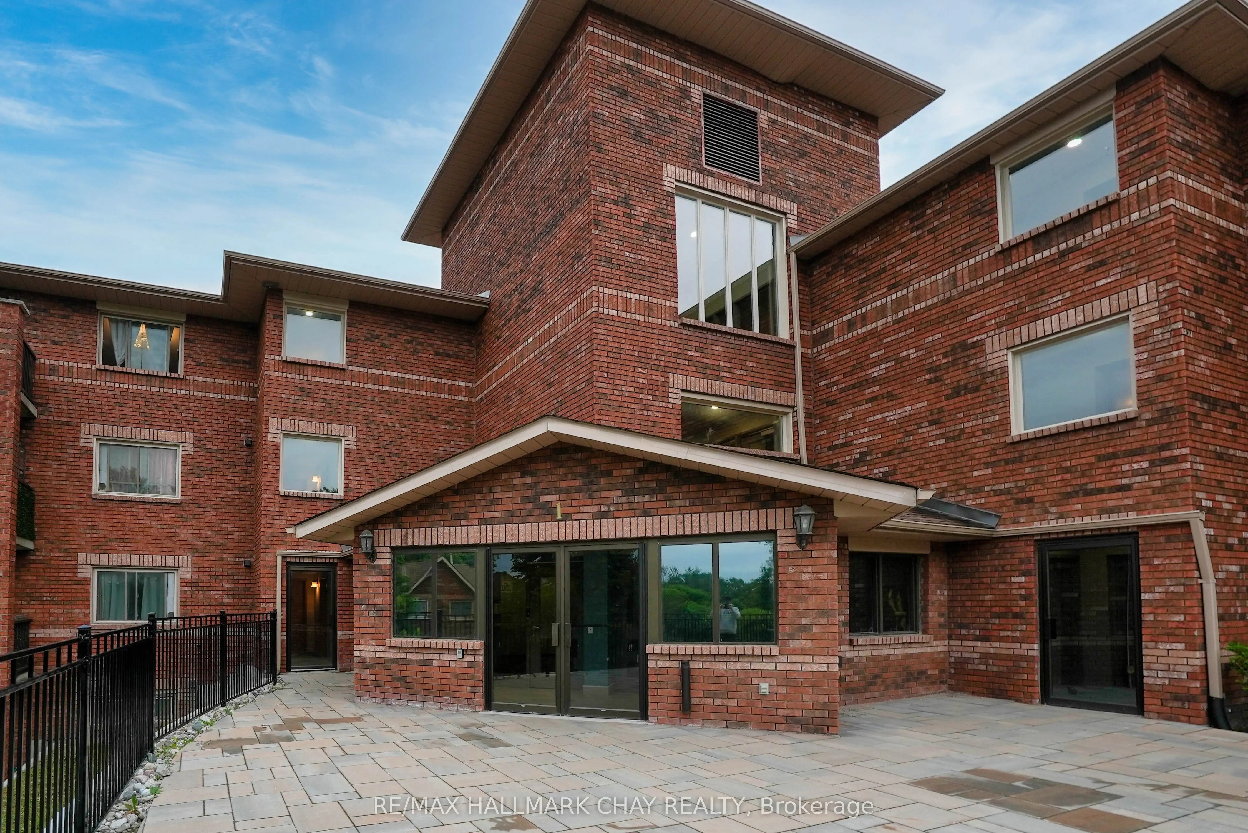 1 Quail Crescent #106
