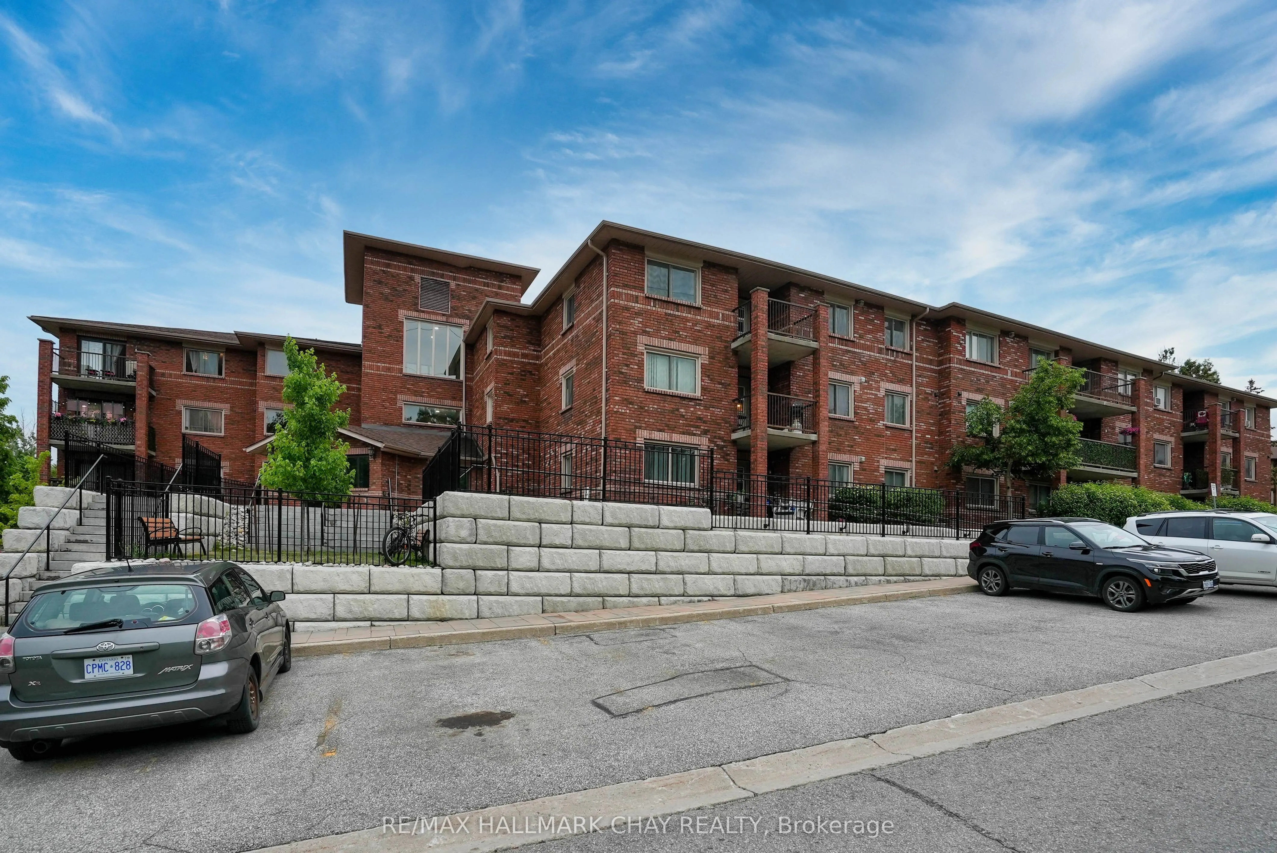 1 Quail Crescent #106