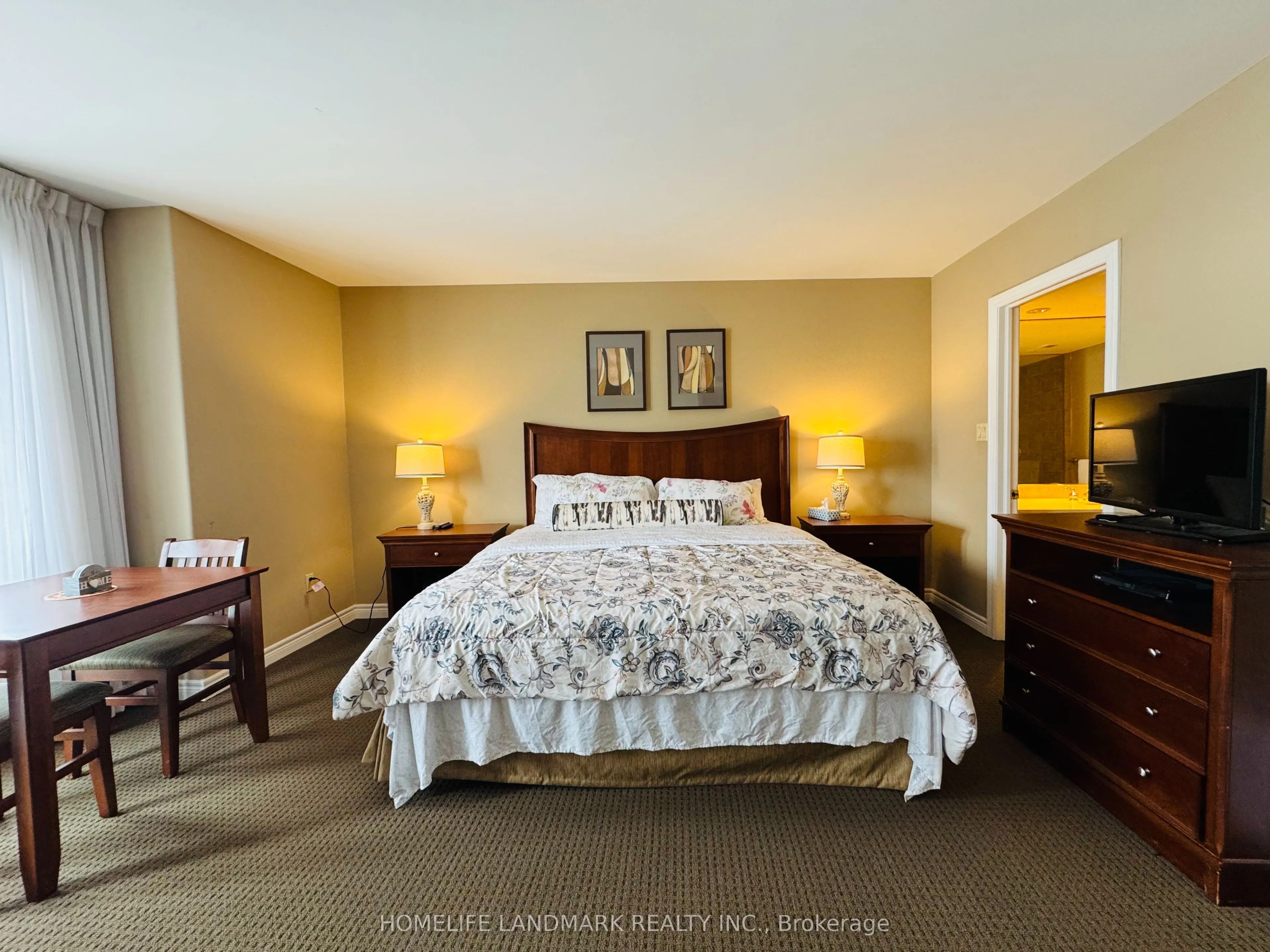 90 Highland Drive #2076-77