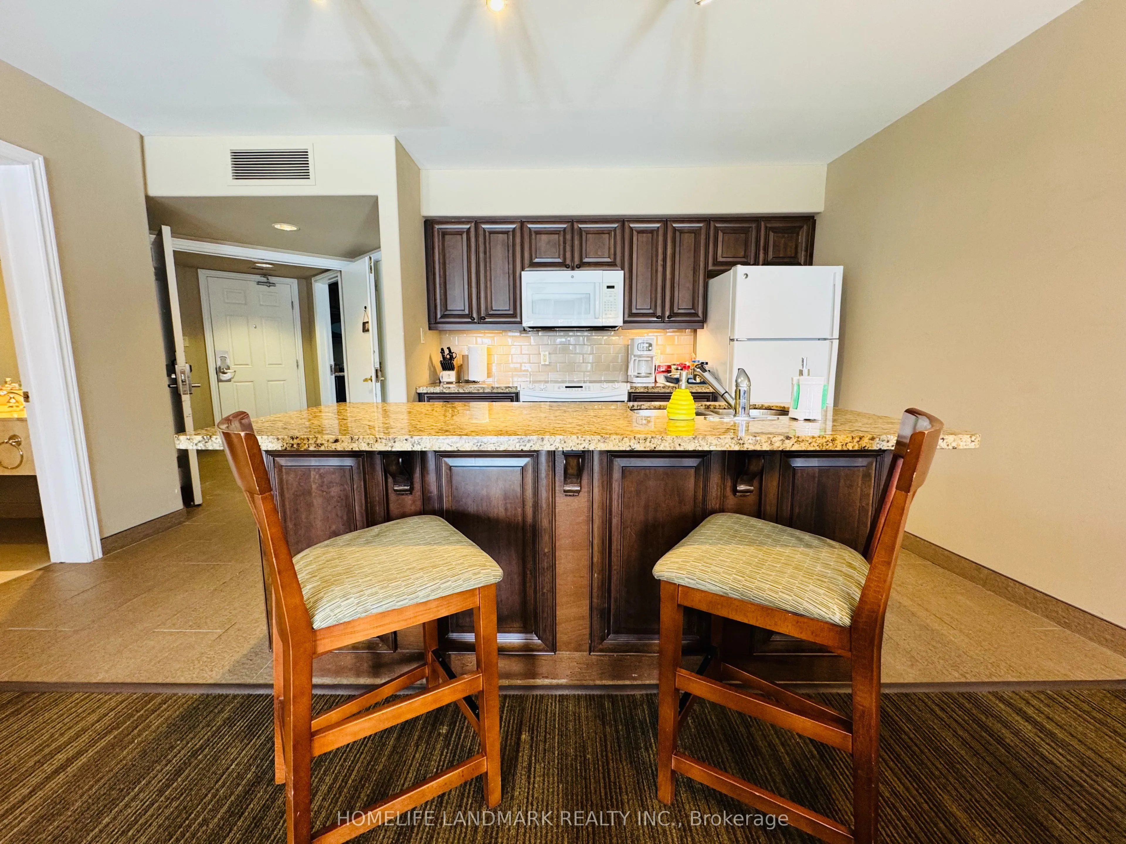 90 Highland Drive #2076-77