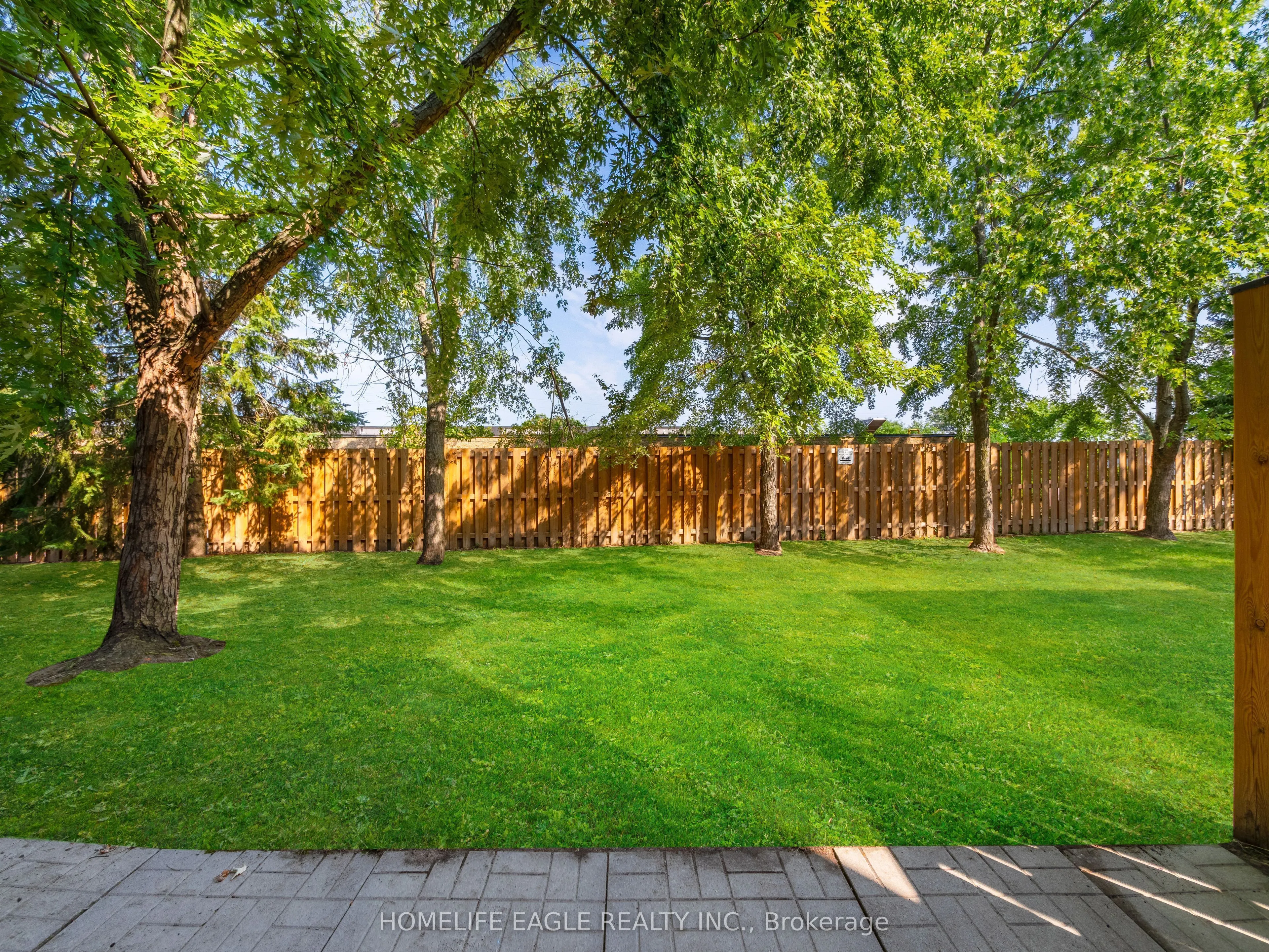 235 Ferndale Drive S #13