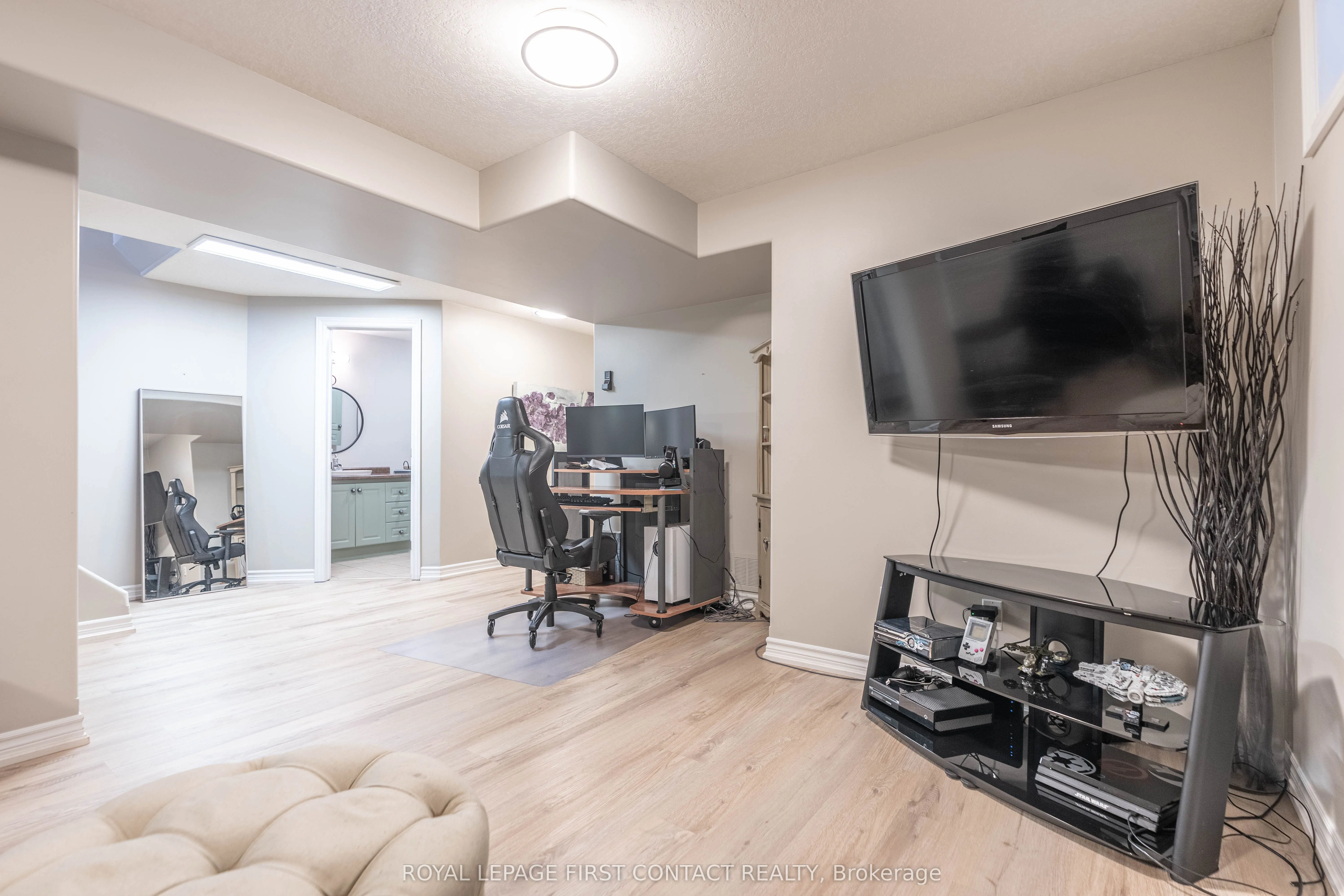 10 Wismer Avenue