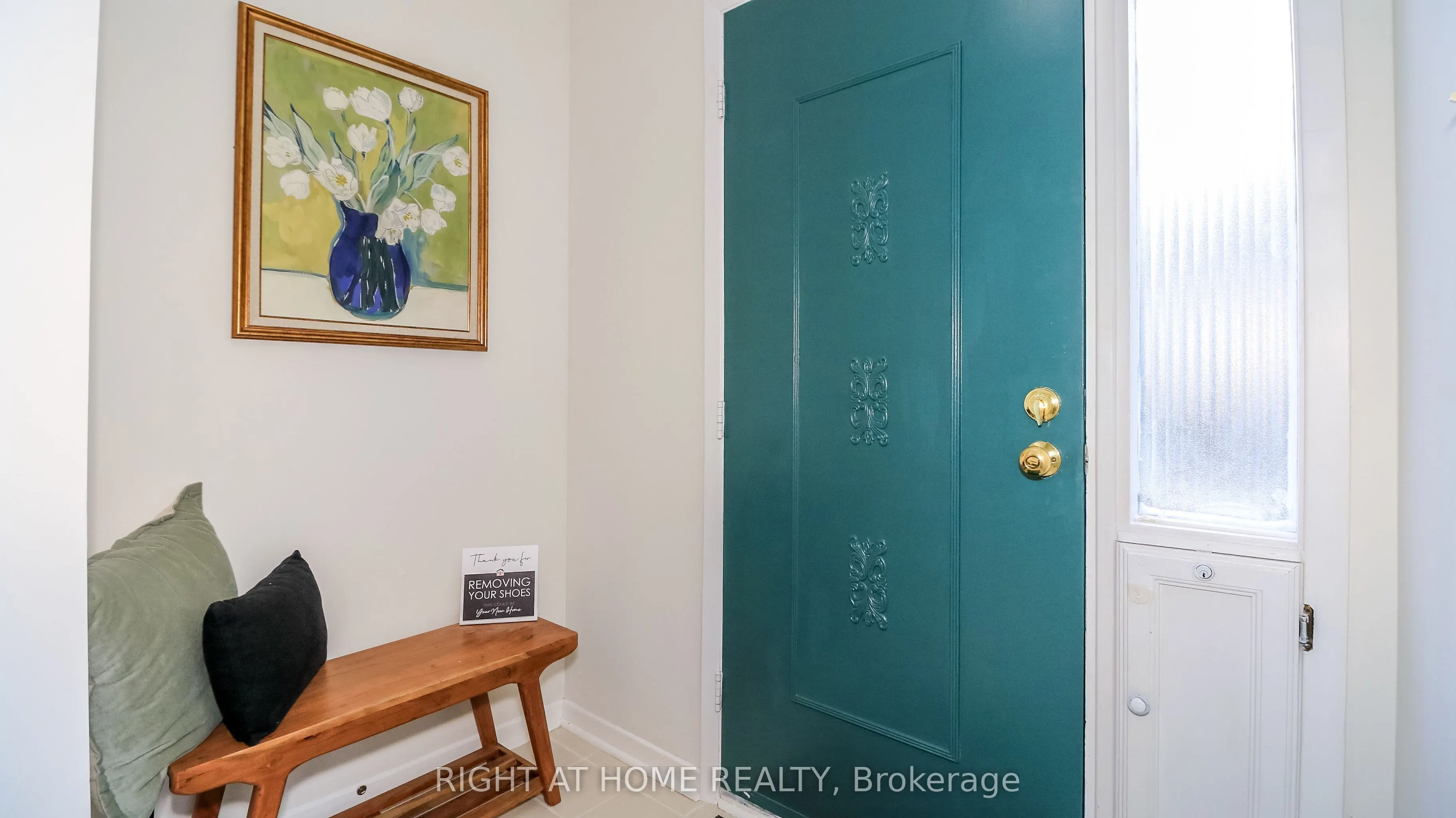 1059 Glen Mhor Crescent