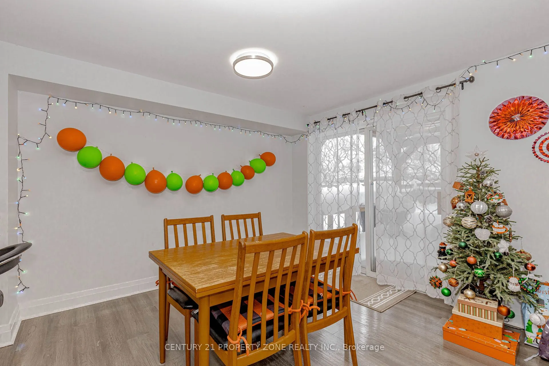 13 White Elm Road