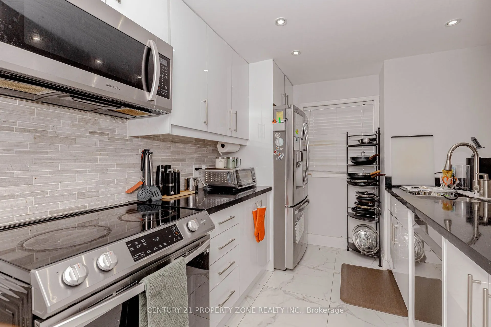 13 White Elm Road