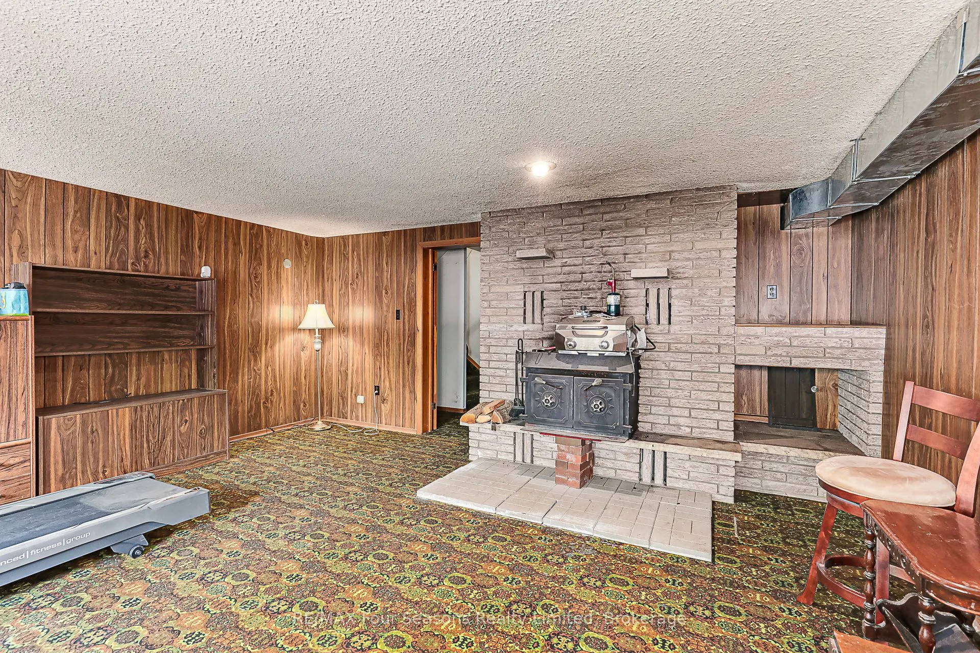 828 Oxbow Park Drive