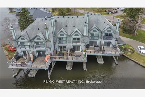 24 Laguna Parkway #9