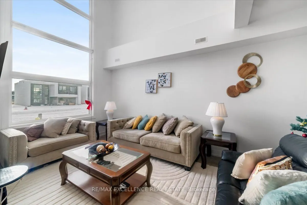 3717 Quayside Drive