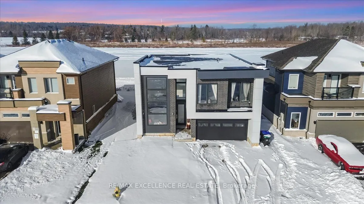 3717 Quayside Drive