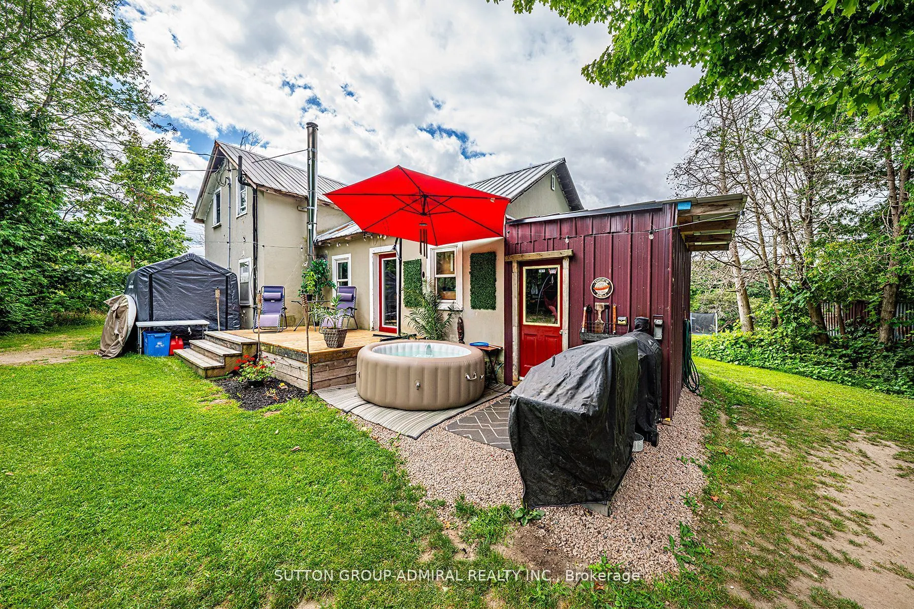 1662 Penley Road