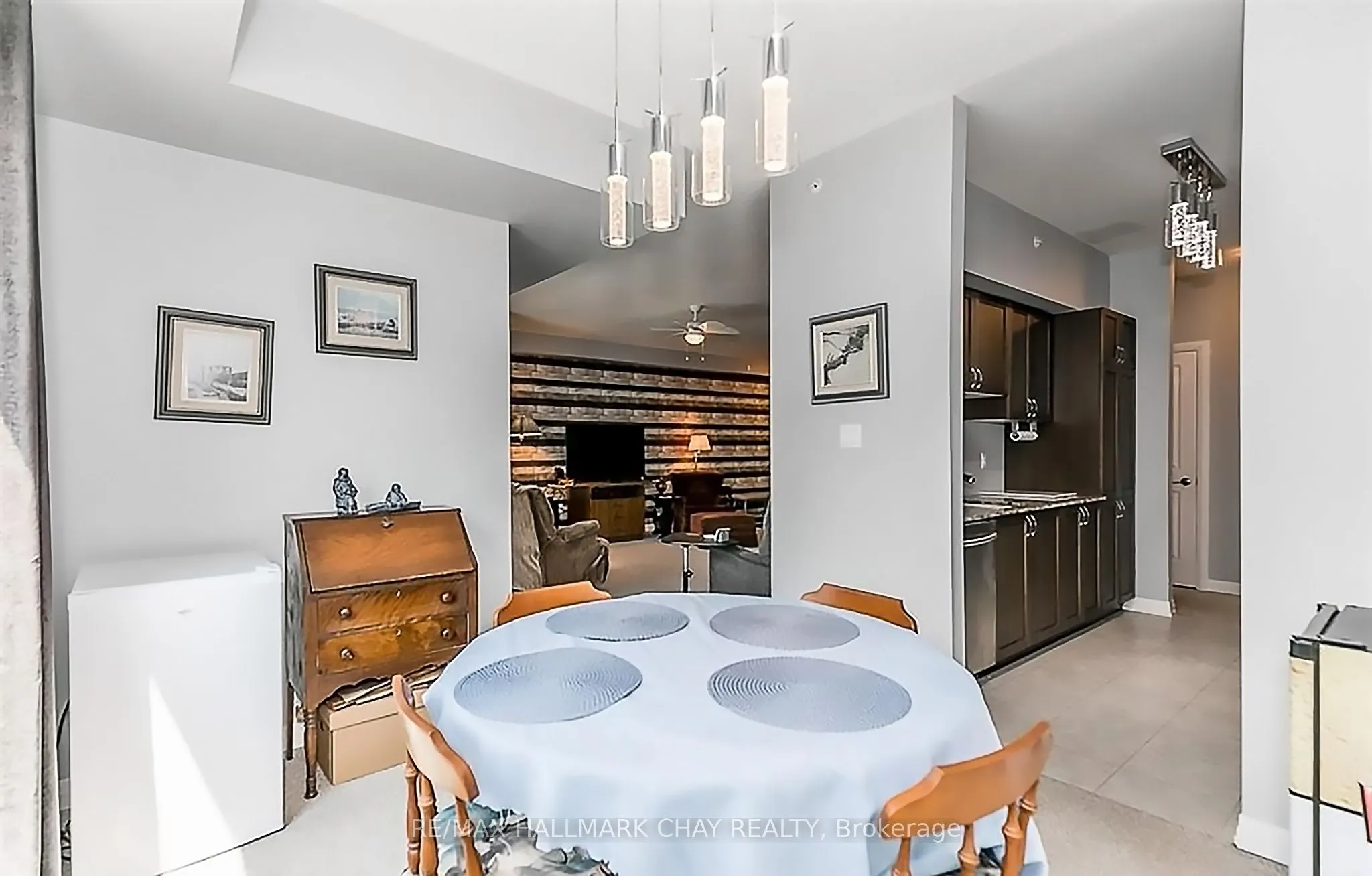 306 Essa Road #302