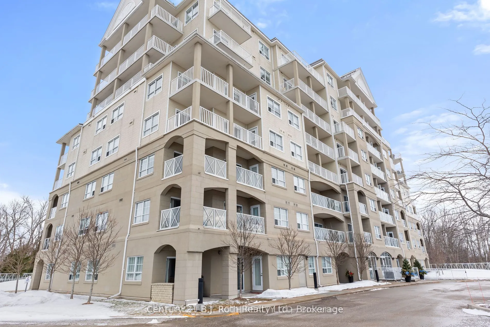 354 Atherley Road #211