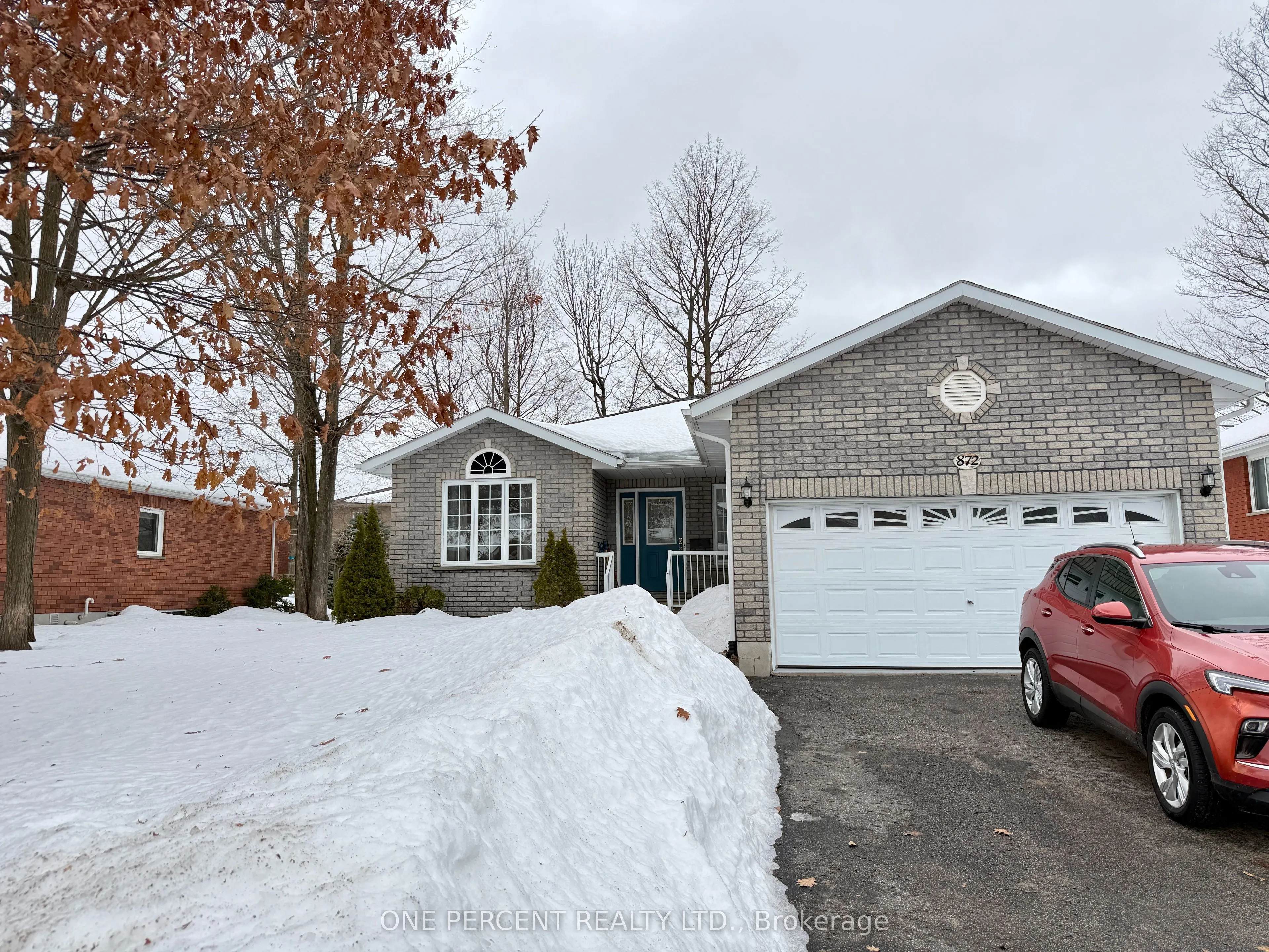 872 Dominion Avenue