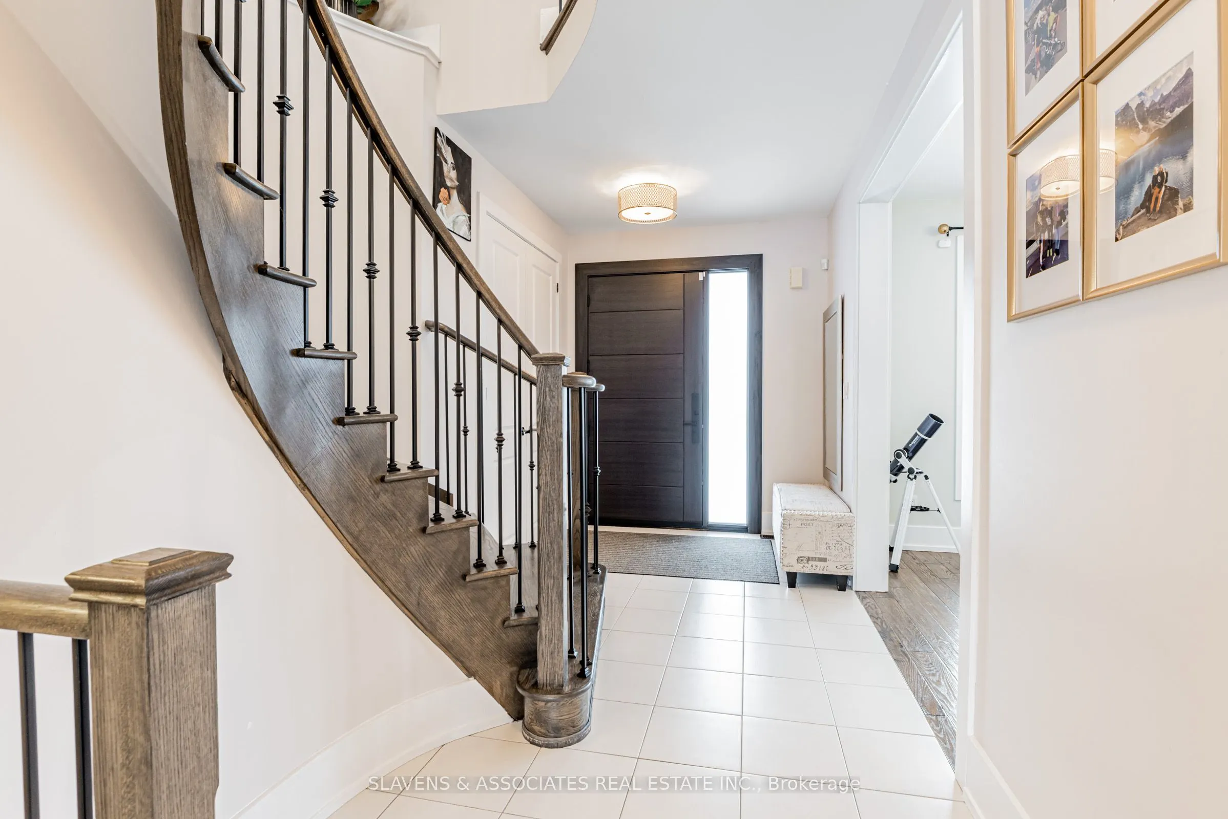 26 Marks Road