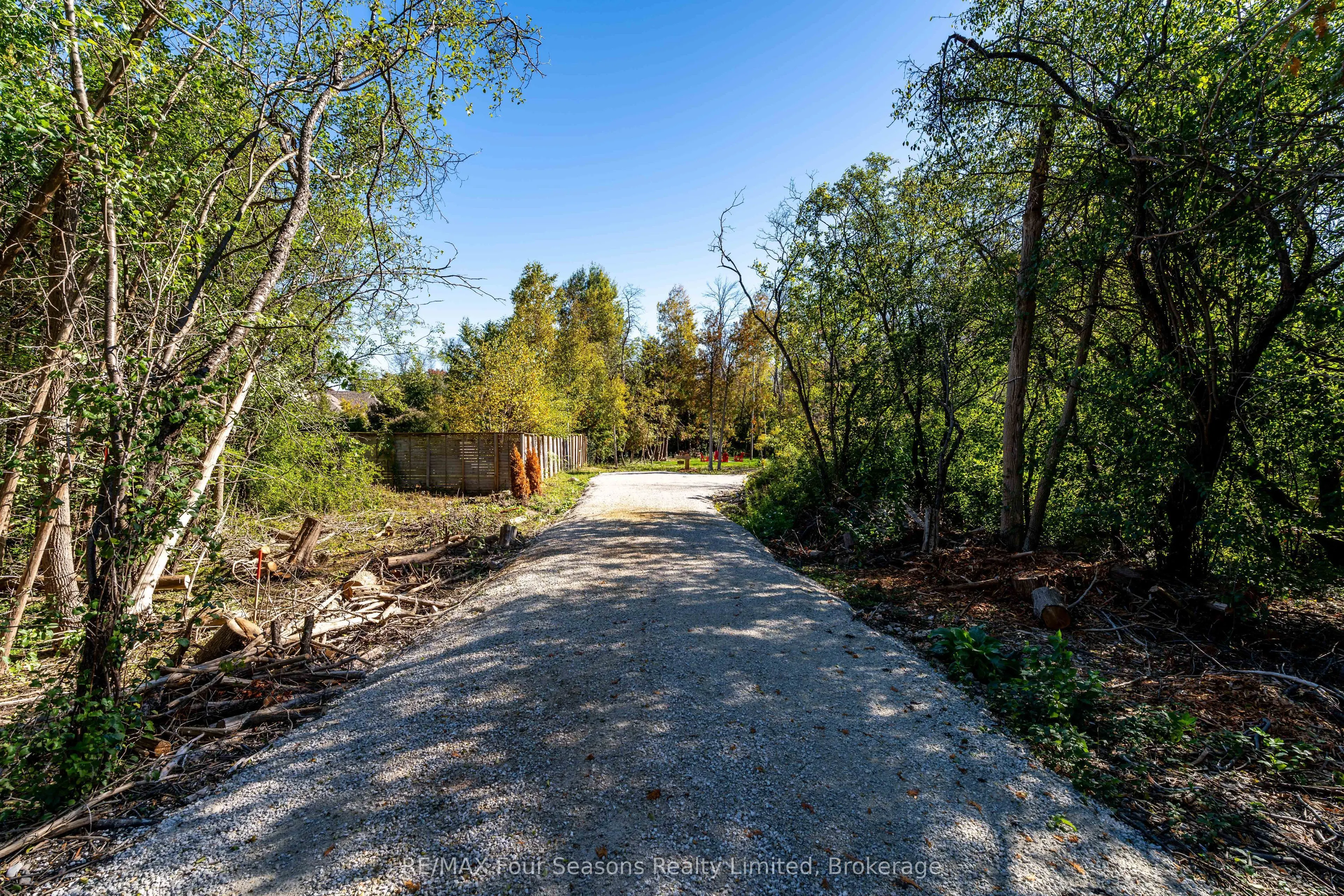 9746 Beachwood Road