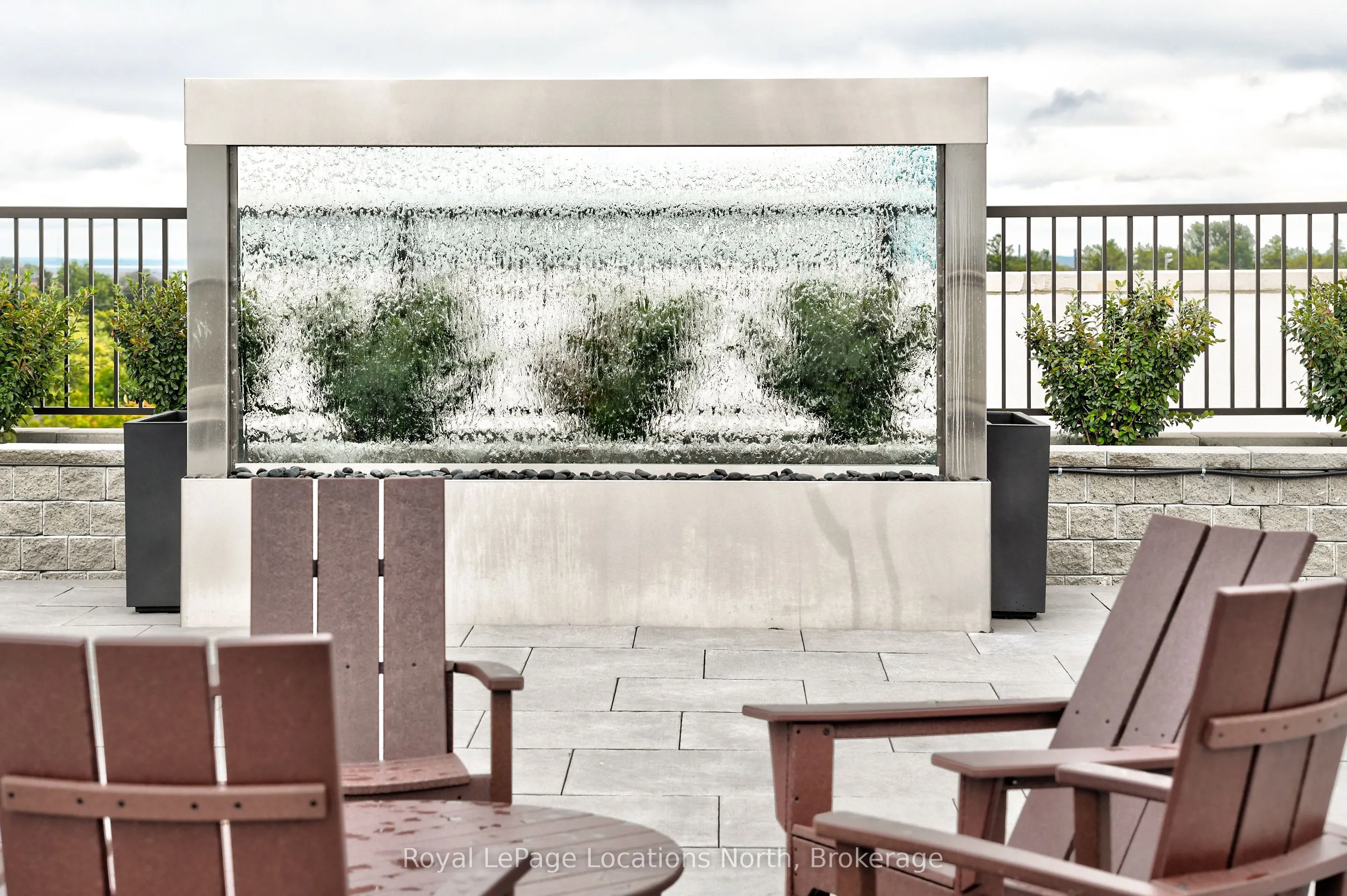 1 HUME Street #525