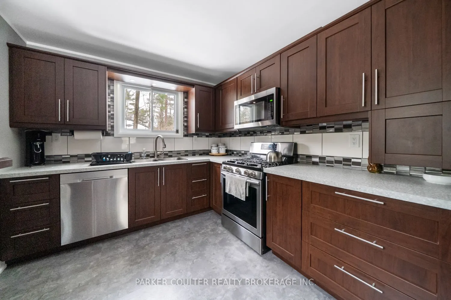 11 Duquette Court