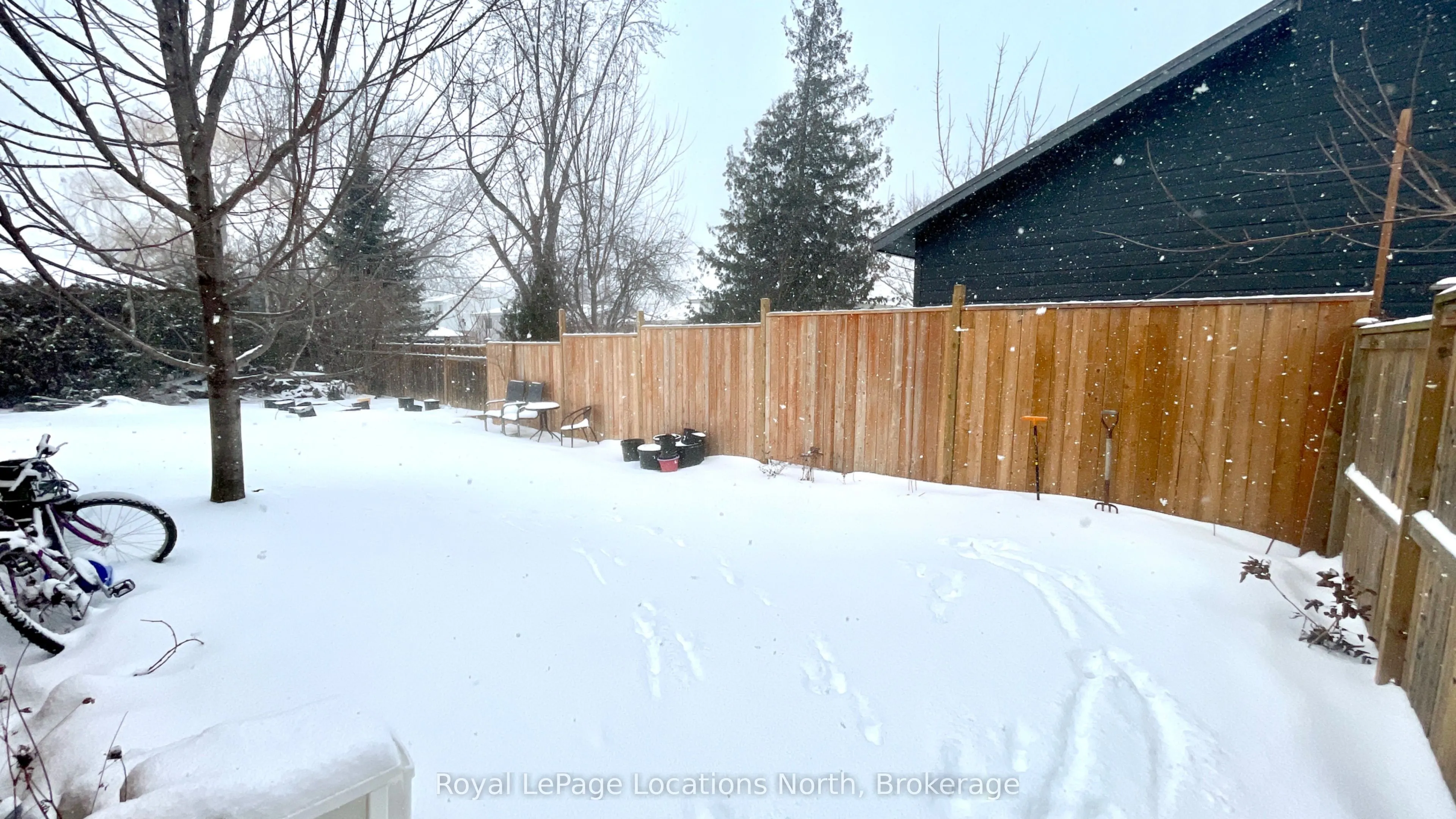 32 Courtice Crescent