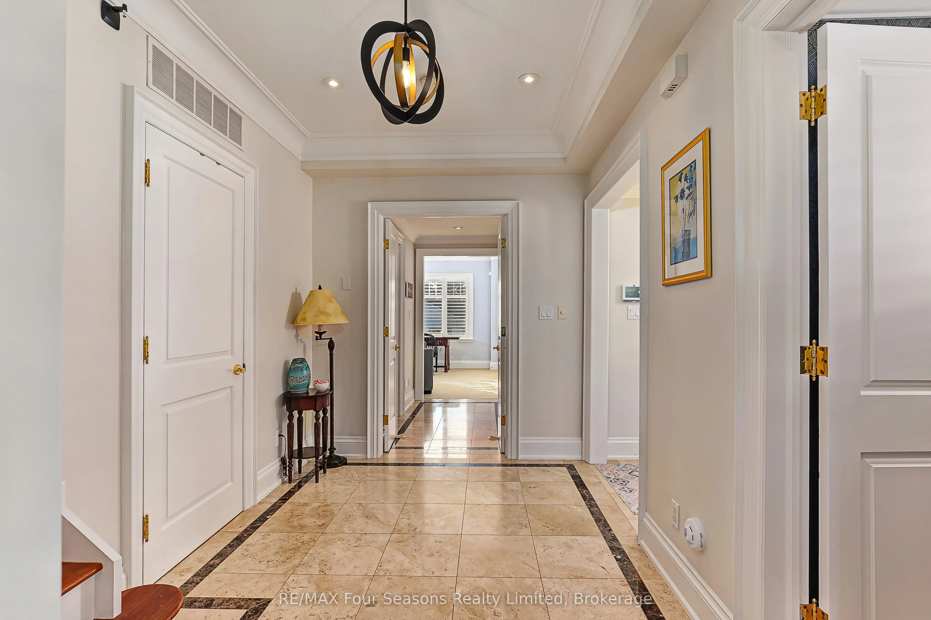 40 Trott Boulevard #306
