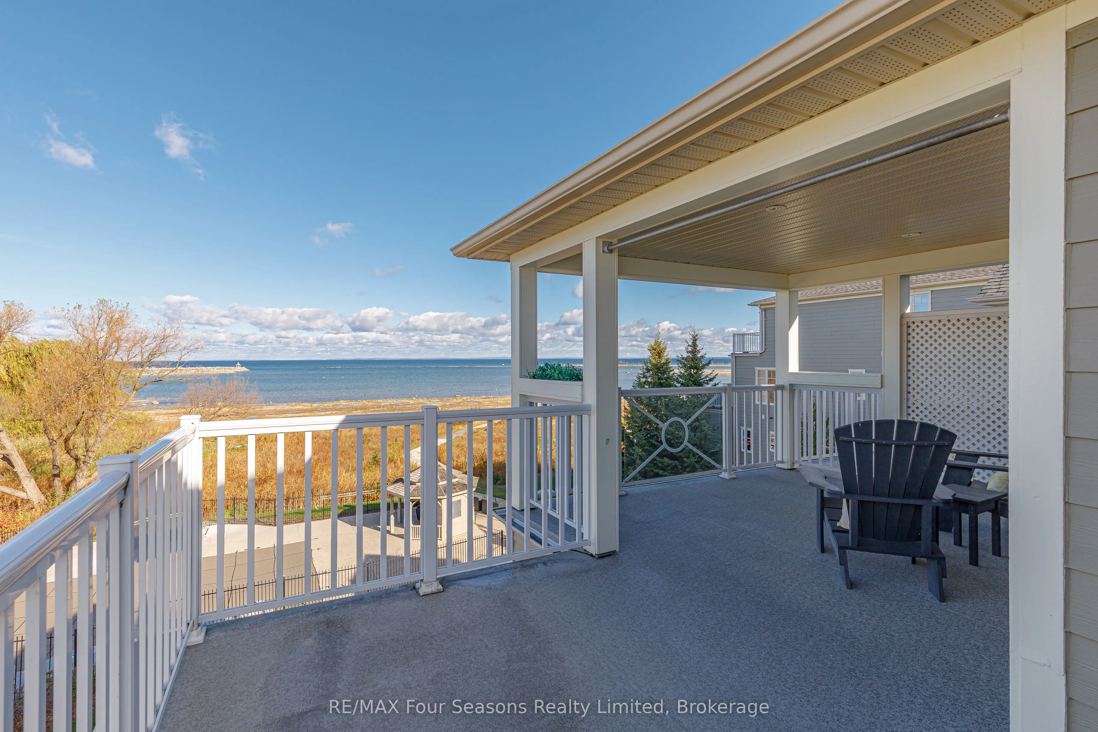 40 Trott Boulevard #306