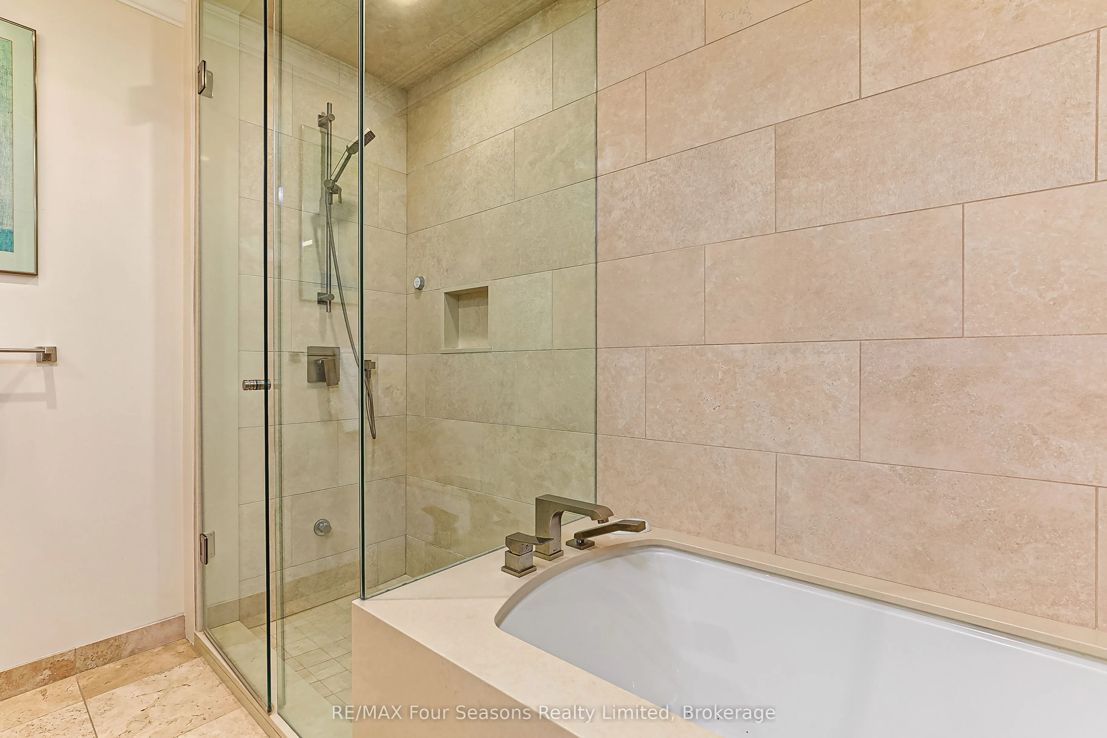 40 Trott Boulevard #306