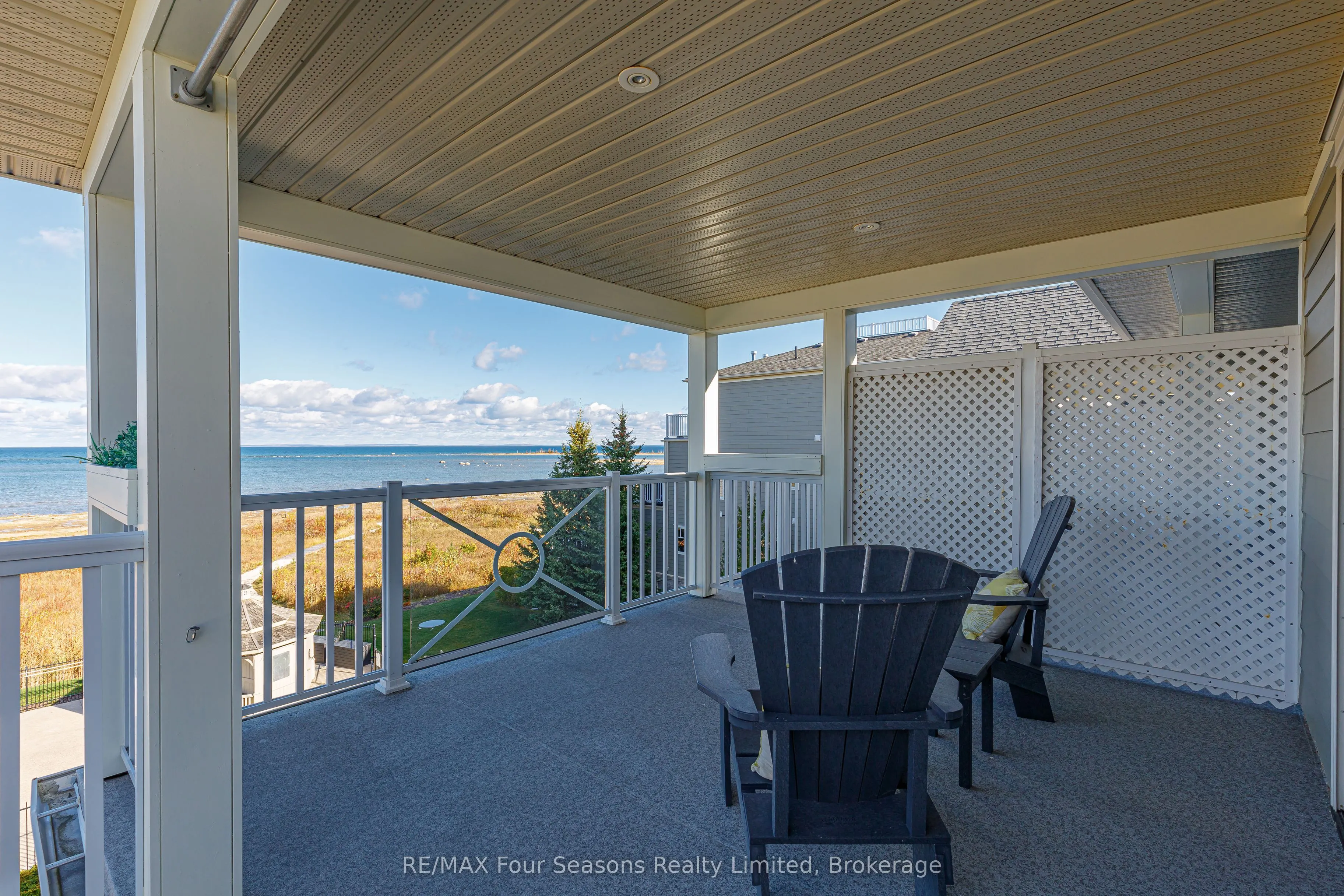 40 Trott Boulevard #306