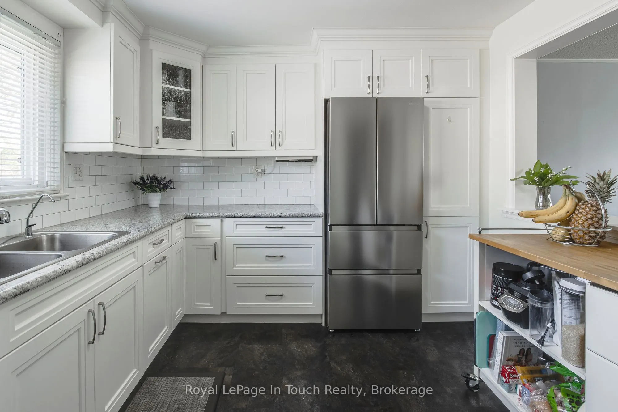 233 Innisfil Street #4