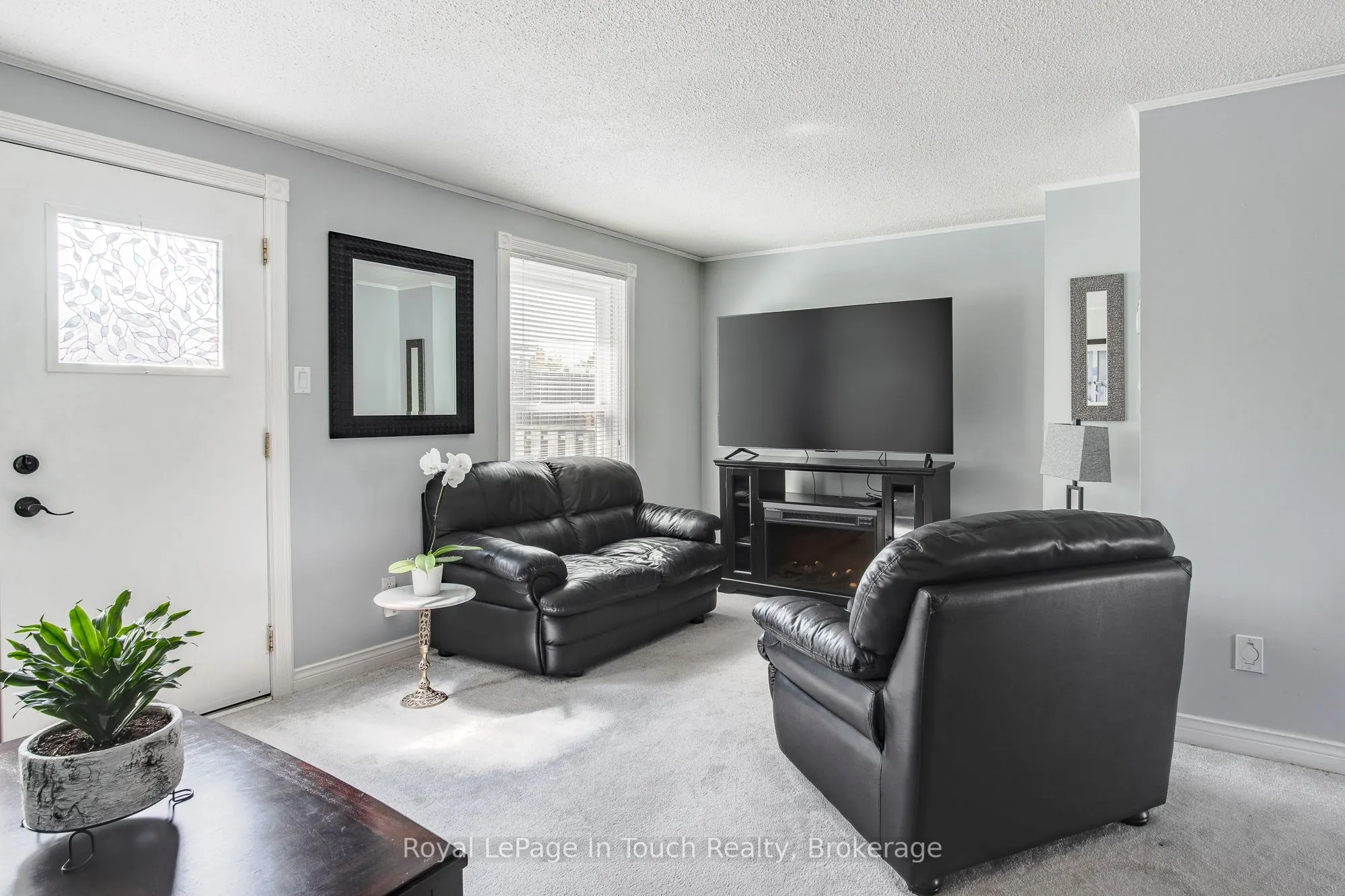 233 Innisfil Street #4