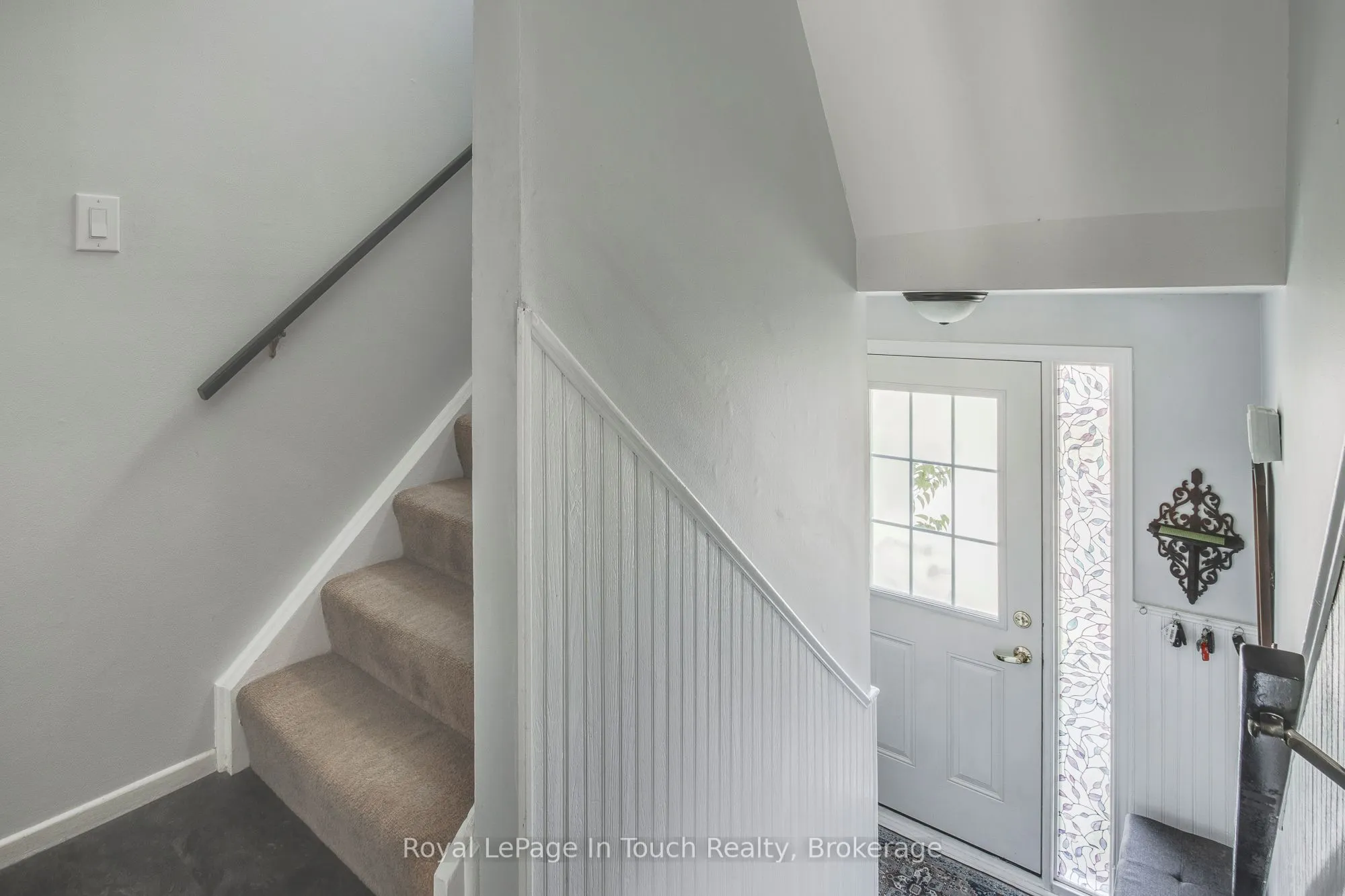 233 Innisfil Street #4