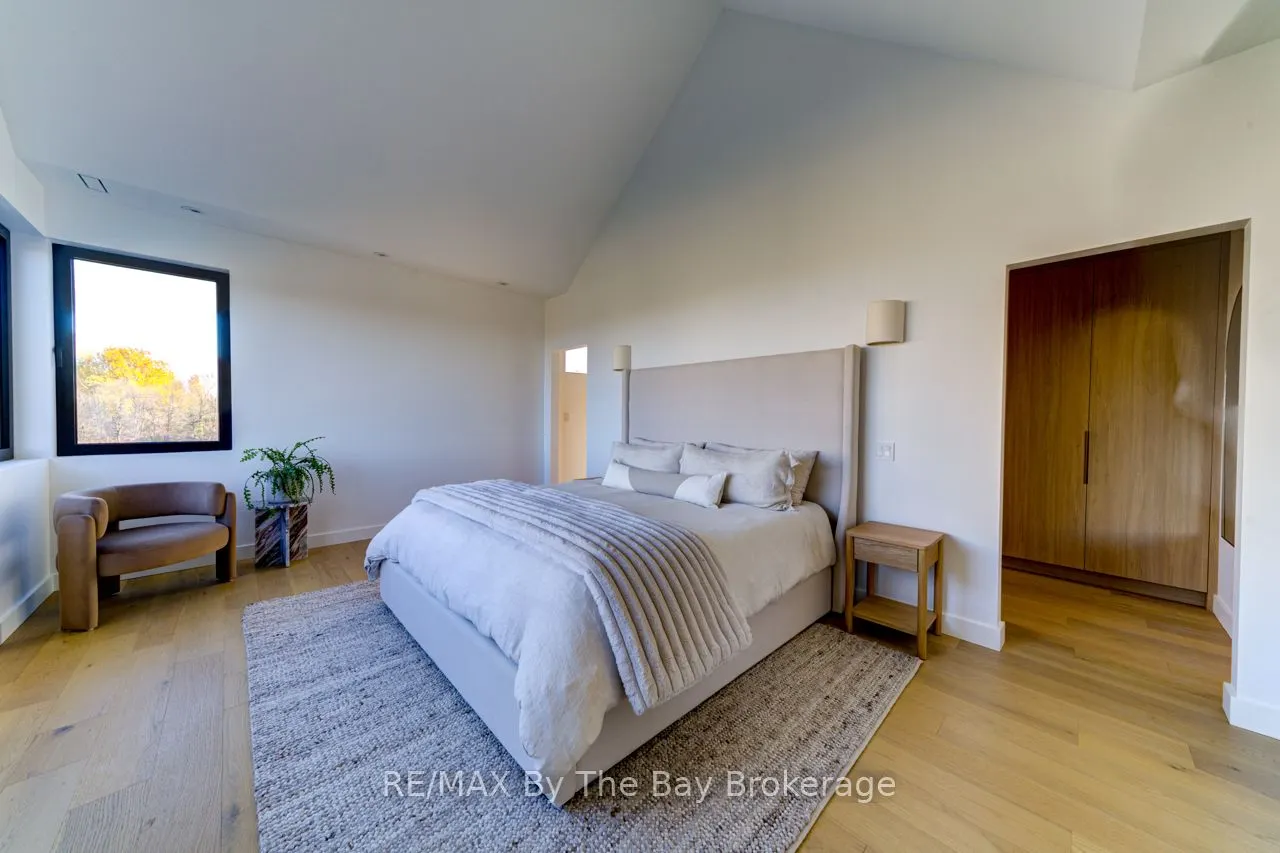 18 Raintree Court