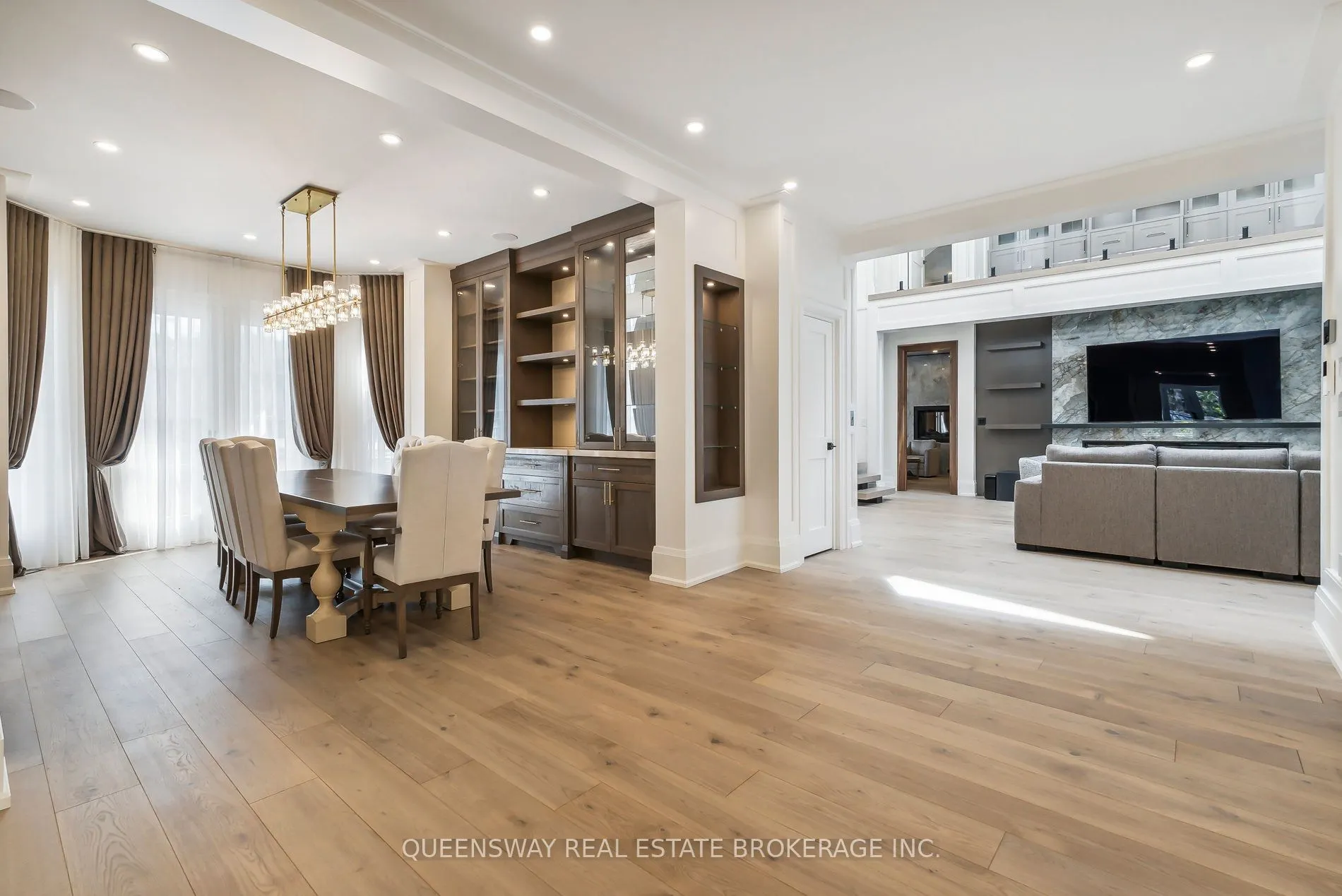 36 Pioneer Trail